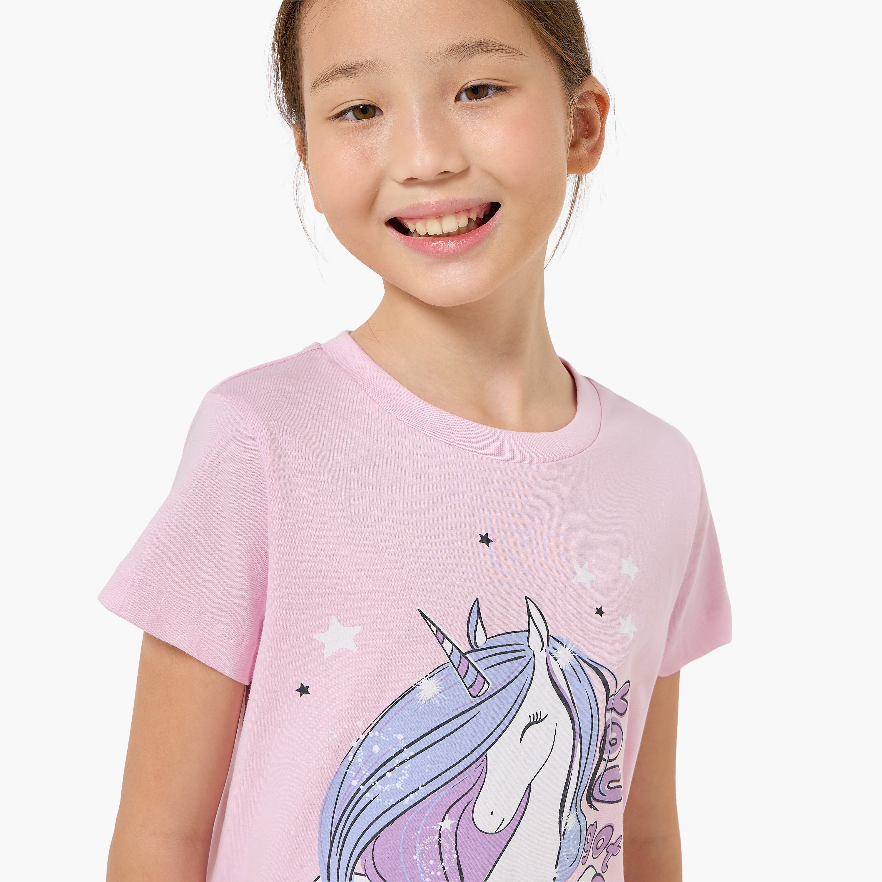 طقم بيجاما قطن بياقة ضيقة وأكمام قصيرة وطبعات يونيكورن من جونيورز-girls-clothing-nightwear-image-2
