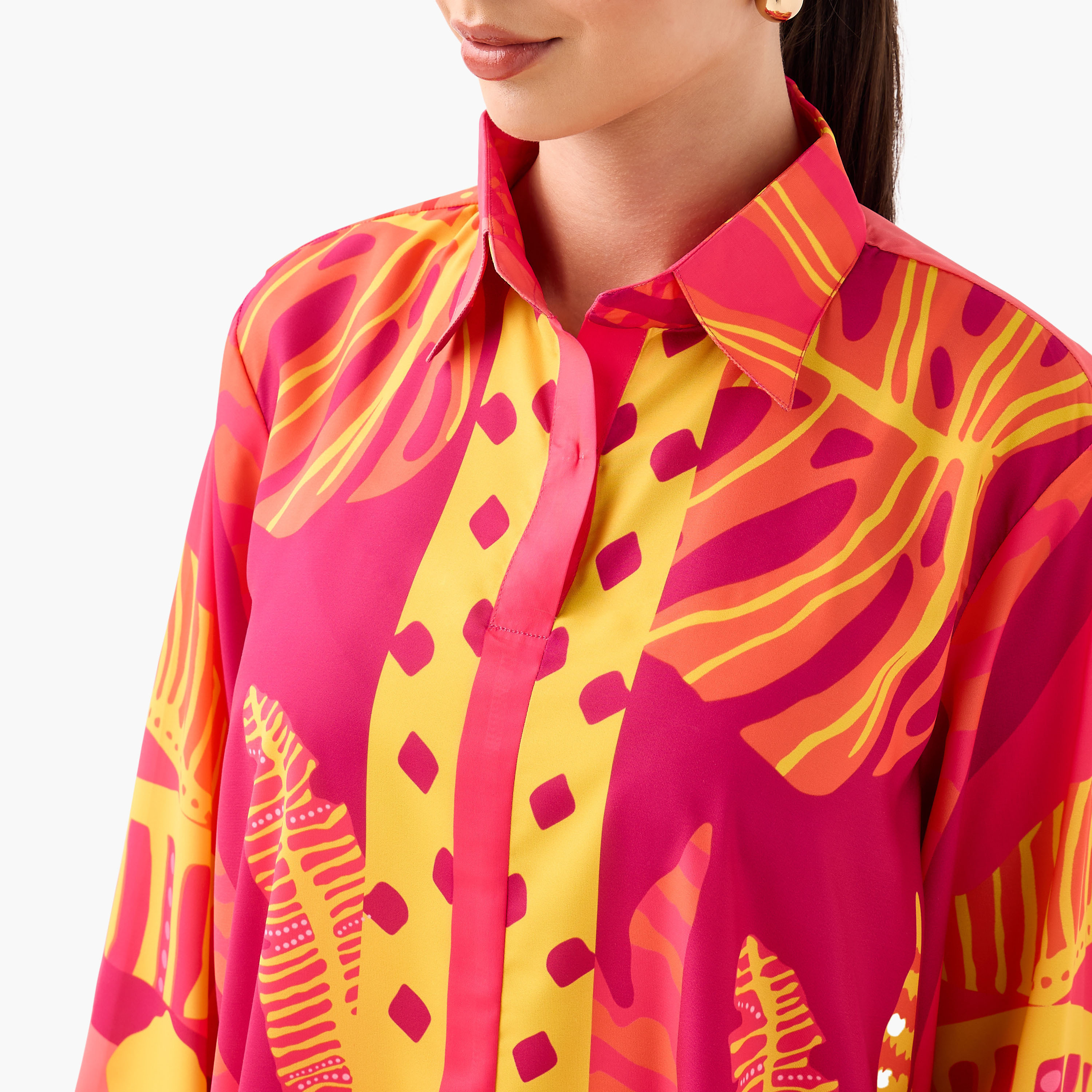 طقم قميص وبنطلون قصير بطبعات كاملة من فيور-women-clothing-coordsets-image-5