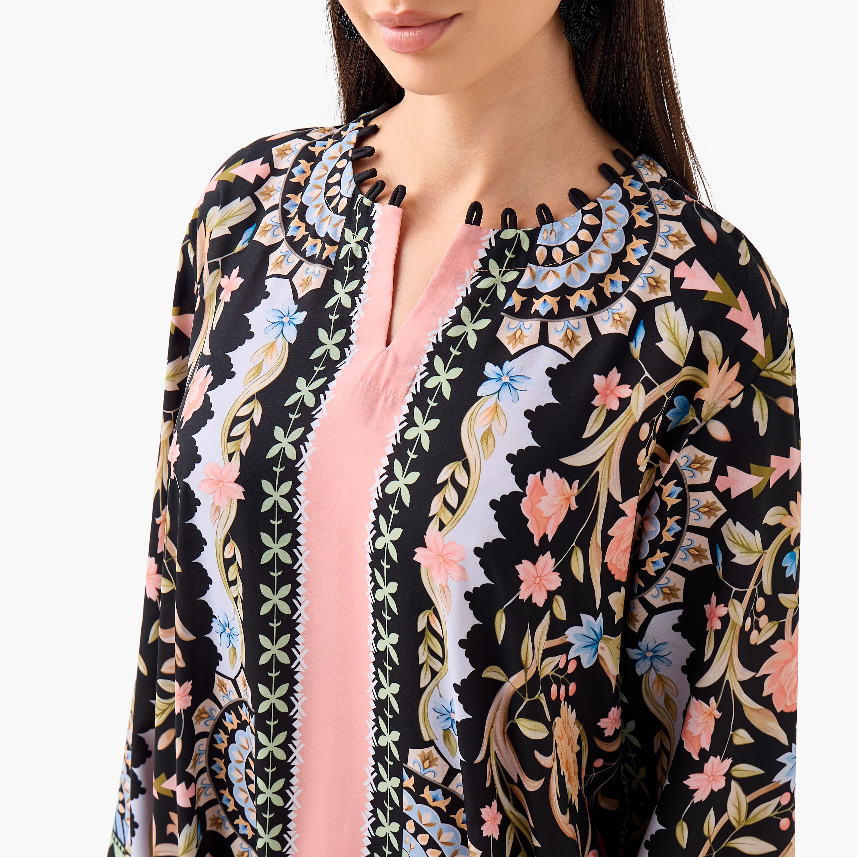 فستان بياقة مشقوقة وأكمام طويلة وطبعات من فيور-women-clothing-dresses-image-4