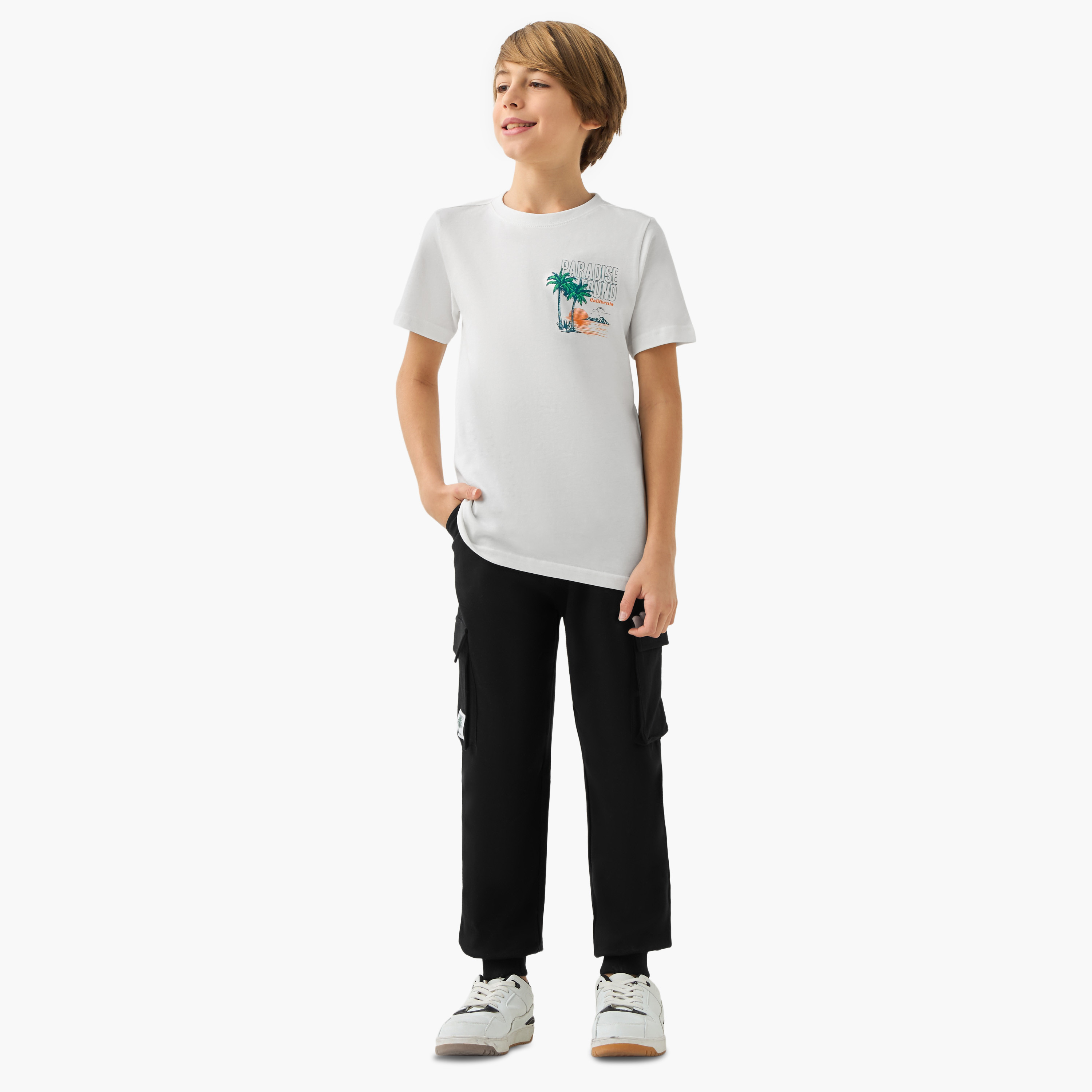 تيشيرت بياقة ضيقة وأكمام قصيرة وطبعات من جونيورز-boys-clothing-tshirtsandpolos-image-2