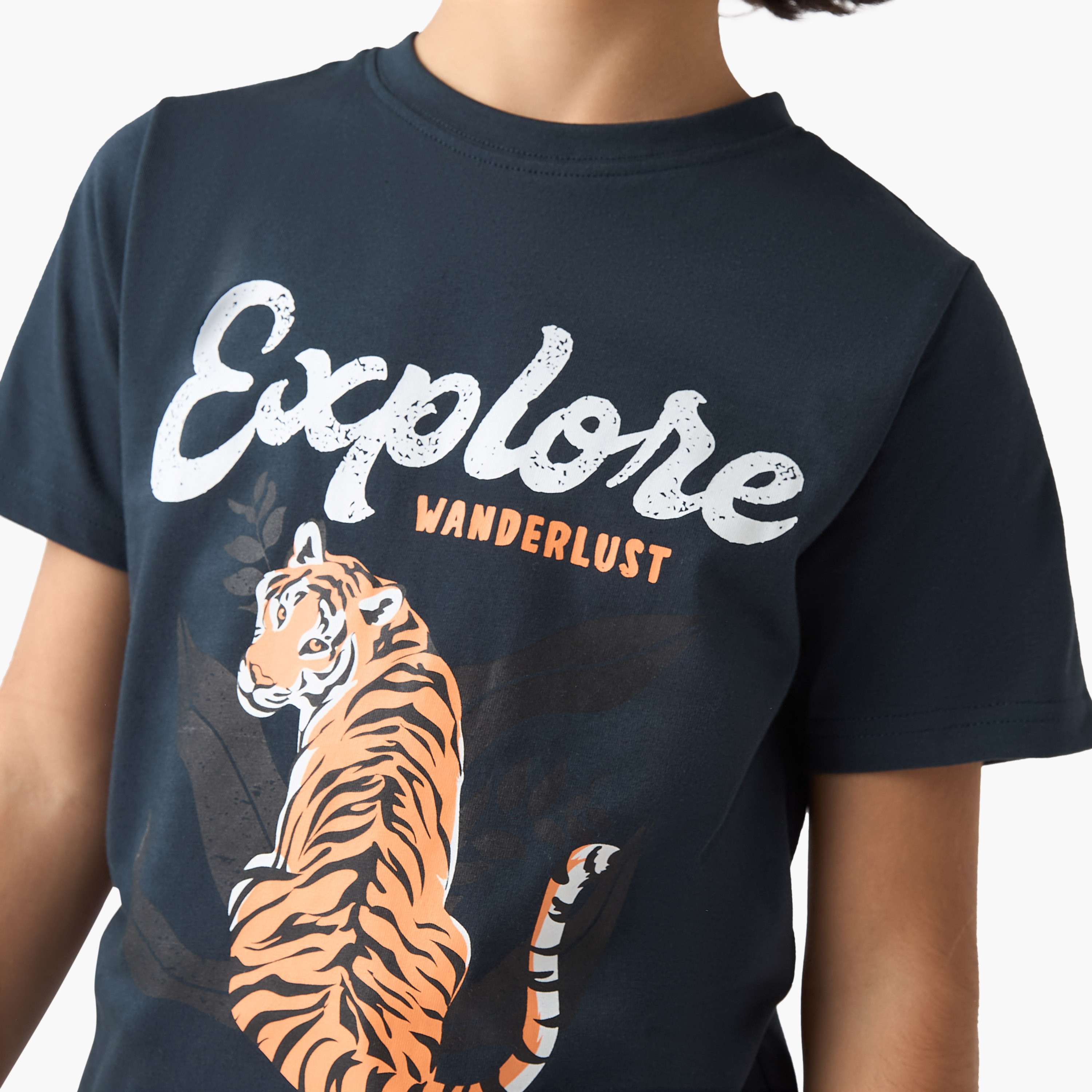 Tiger Graphic Print T-shirt with Short Sleeves-boys-clothing-tshirtsandpolos-image-4