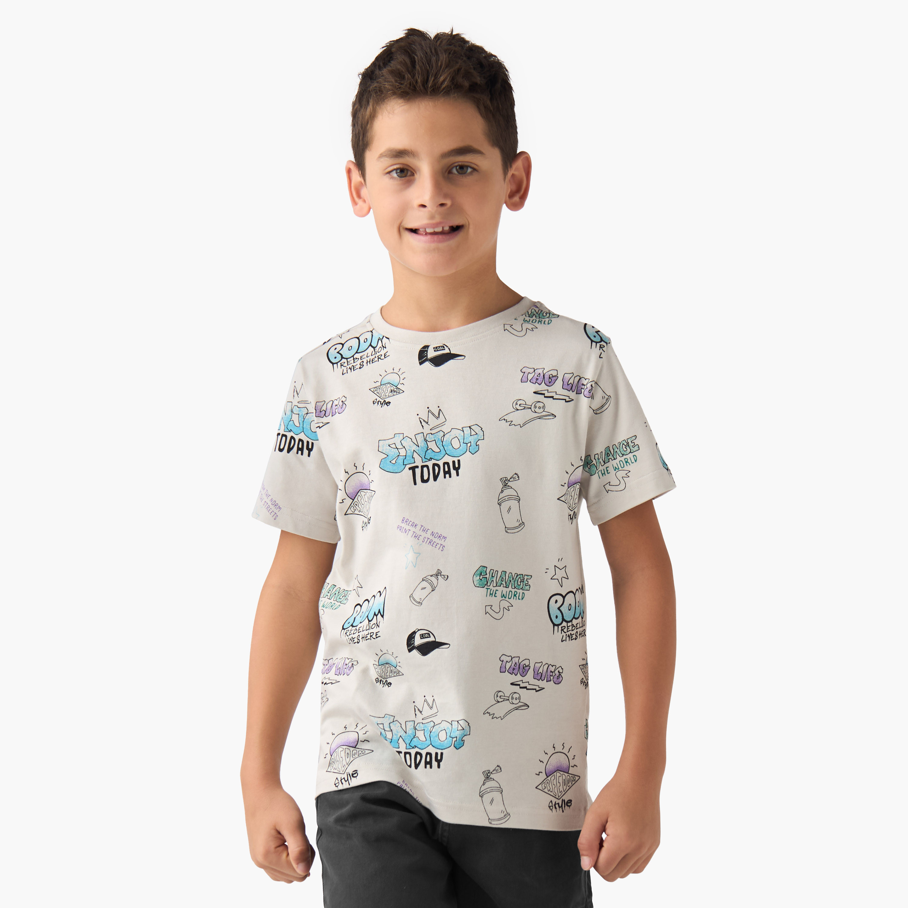 تيشيرت بياقة مستديرة بطبعات جرافيتي - قطن - أكمام قصيرة أولاد من جونيورز-boys-clothing-tshirtsandpolos-image-1
