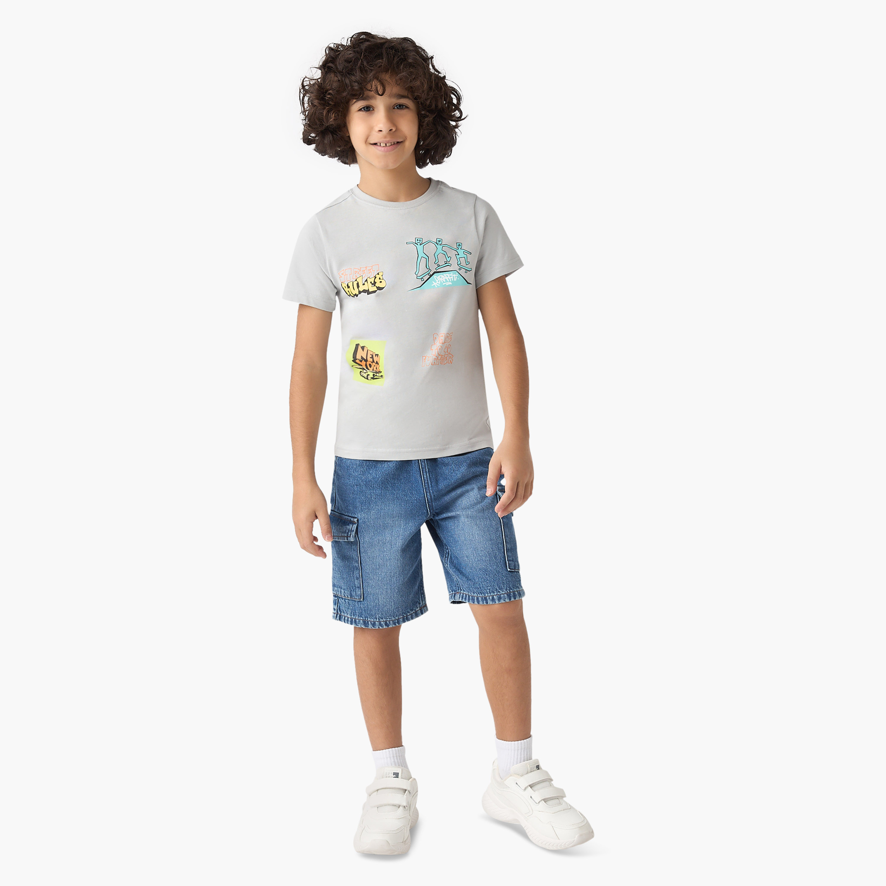تيشيرت بأكمام قصيرة وطبعات جرافيك من جونيورز-boys-clothing-tshirtsandpolos-image-4