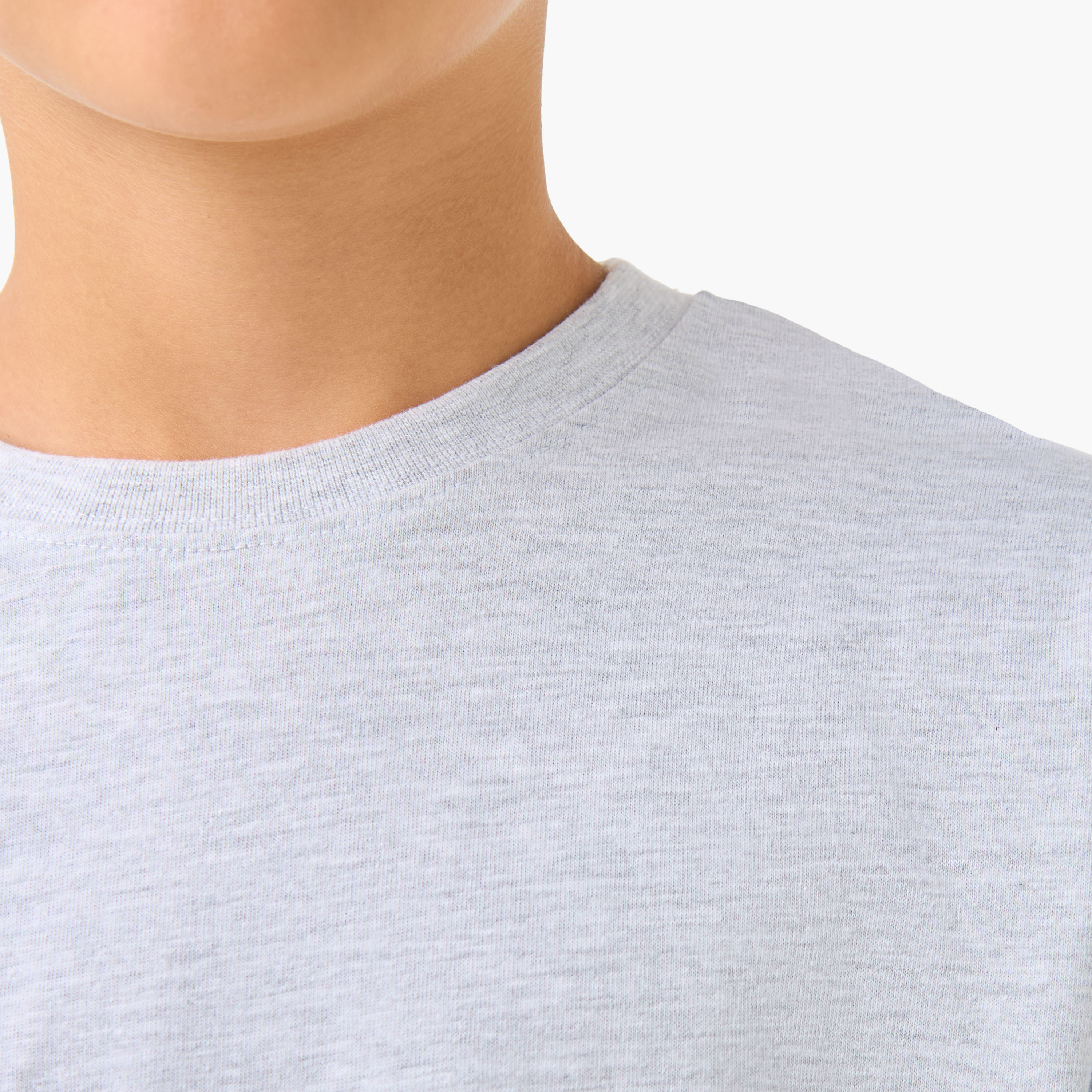 تيشيرت سادة بياقة مستديرة وأكمام قصيرة من جونيورز-boys-clothing-tshirtsandpolos-image-1