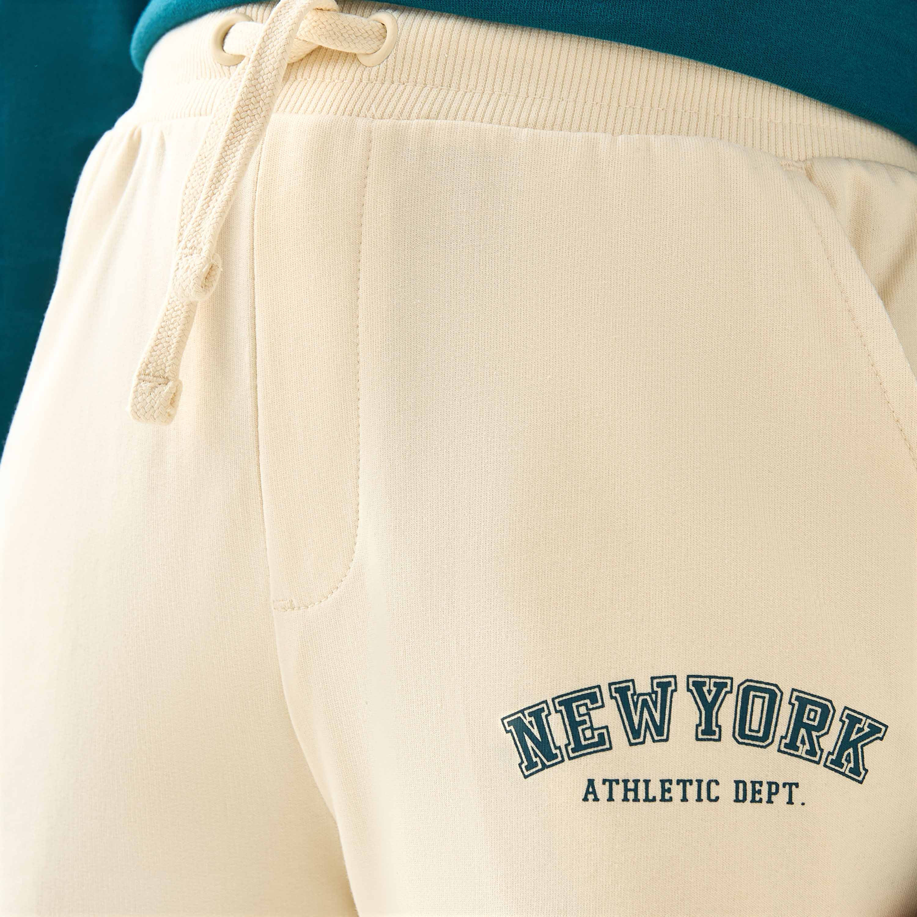 Juniors Typographic Print Joggers with Drawstring Closure and Pockets-boys-clothing-bottoms-joggersandtrackpants-image-6