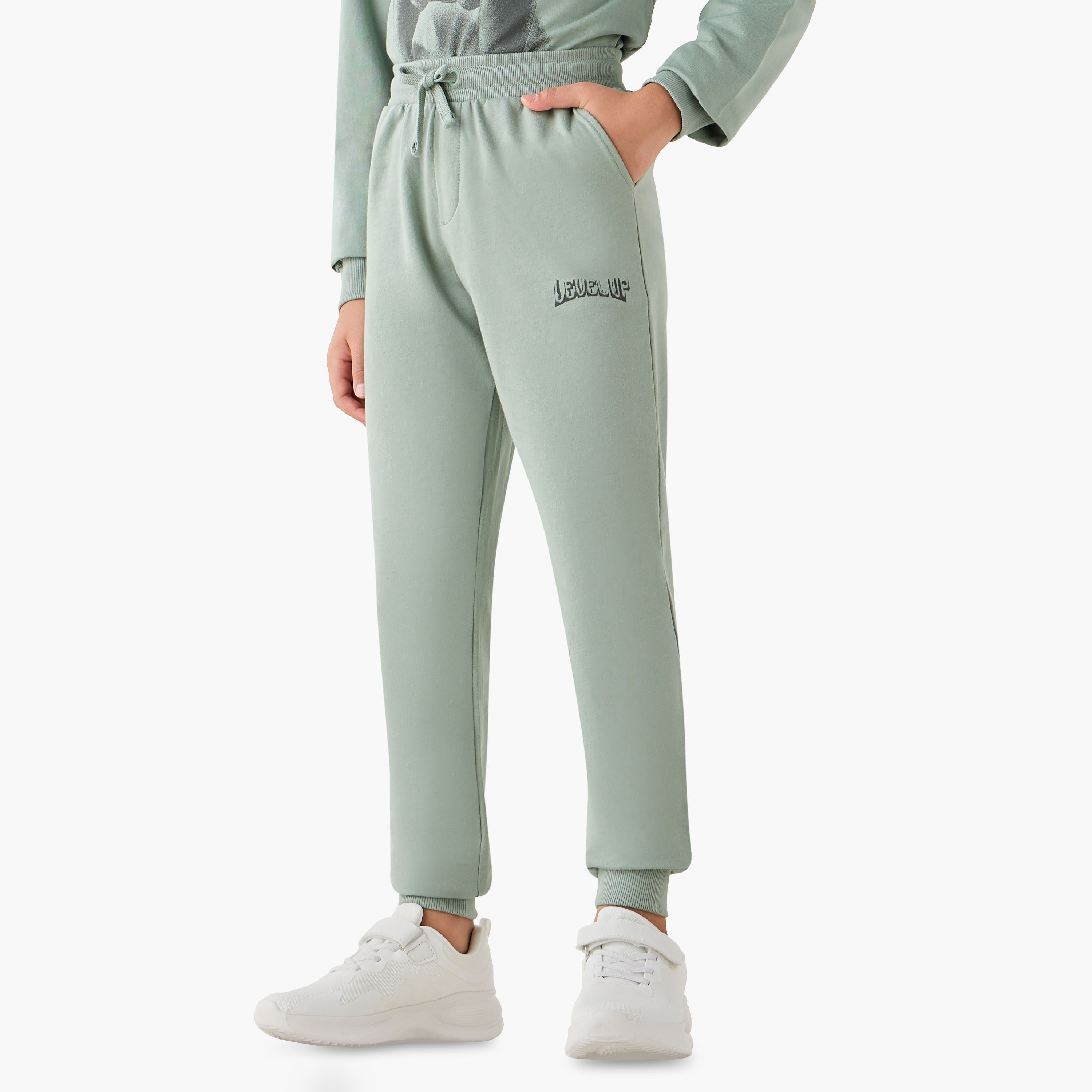 بنطلون رياضي بخصر مطاطي برباط وجيوب من جونيورز-boys-clothing-bottoms-joggersandtrackpants-image-1