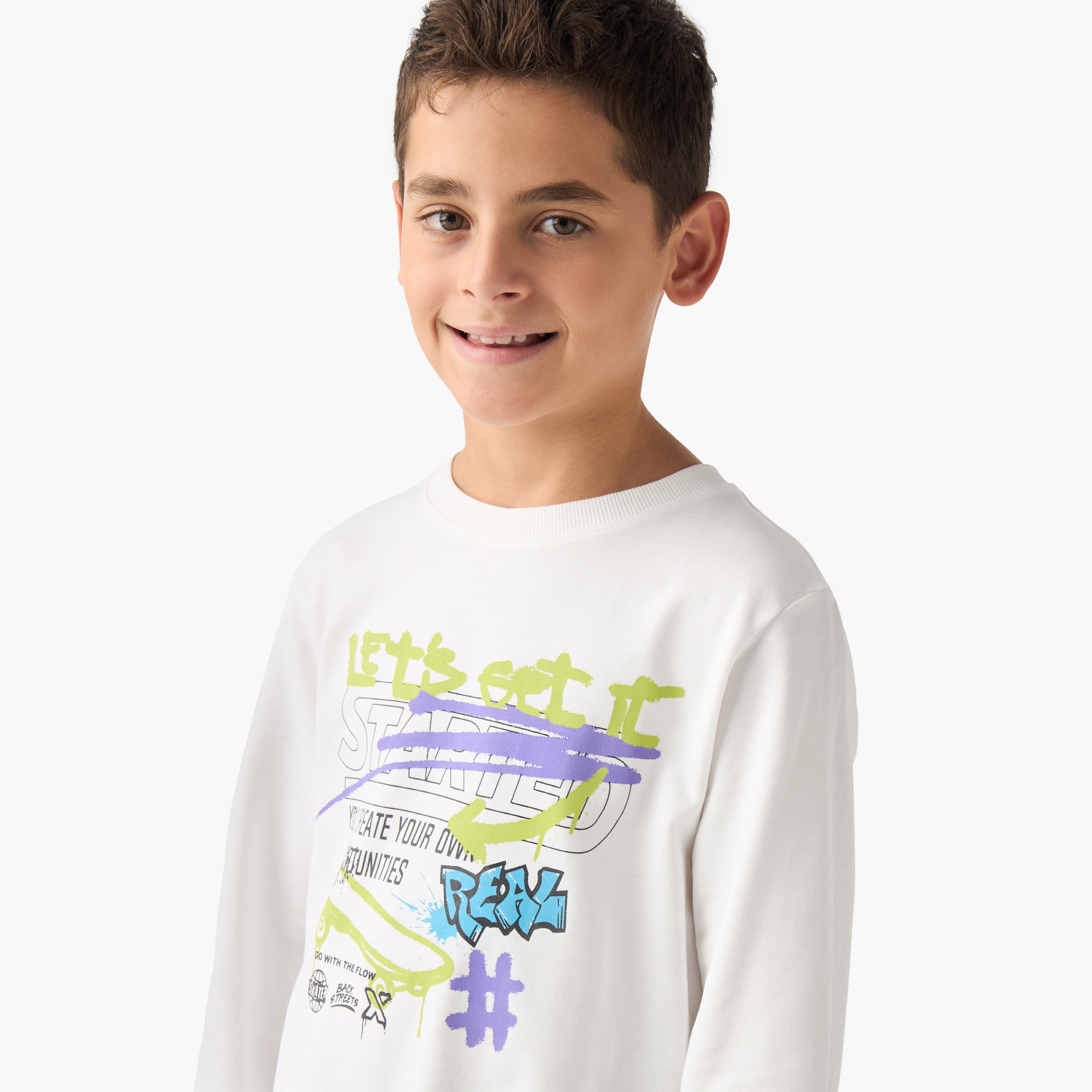 Juniors Graphiti Print Sweatshirt with Long Sleeves-boys-clothing-sweatshirts-image-4