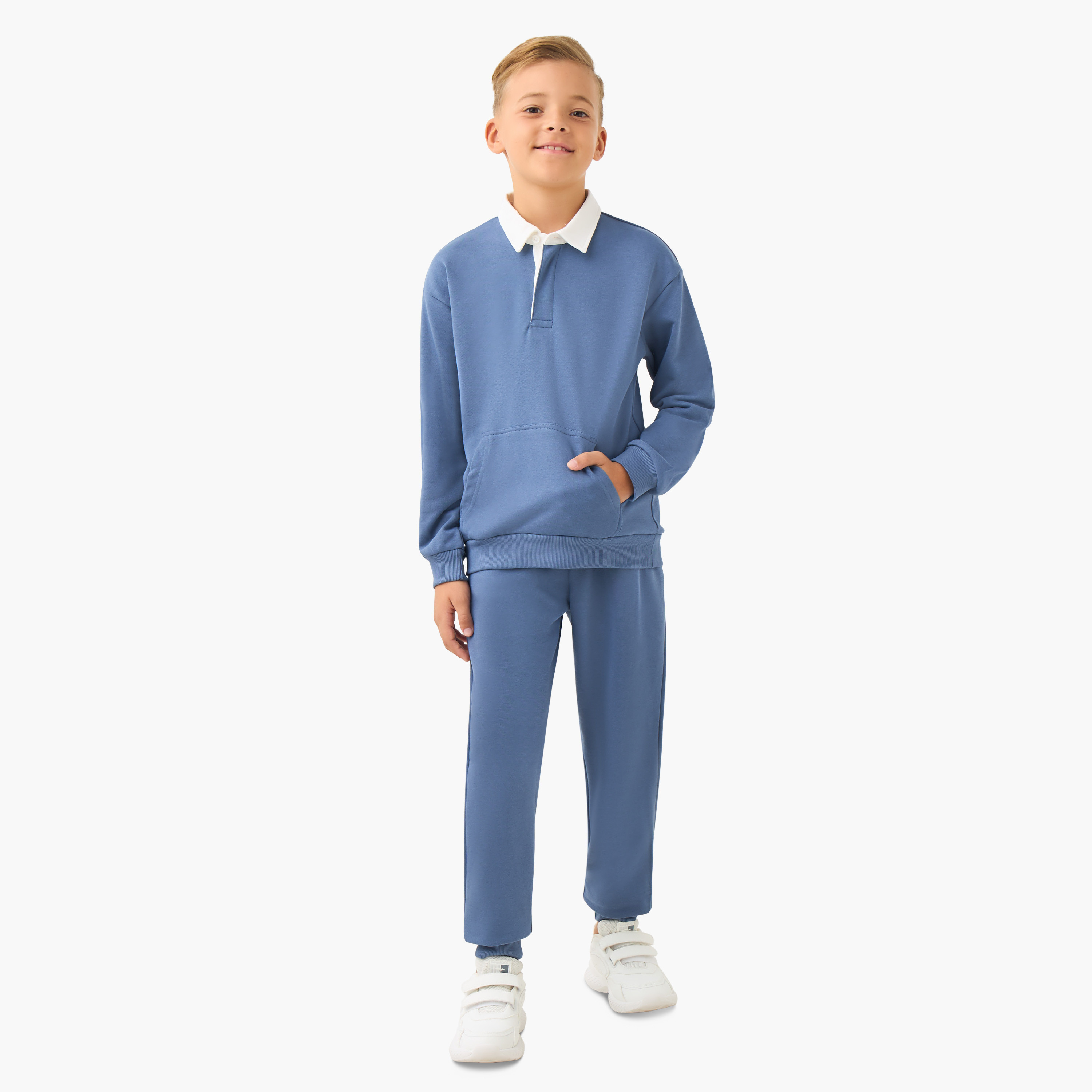 طقم بنطلون رياضي وسويت شيرت قطن بولو بأكمام طويلة وجيوب كنغر للأولاد من جونيورز-boys-clothing-setsandcoords-image-1
