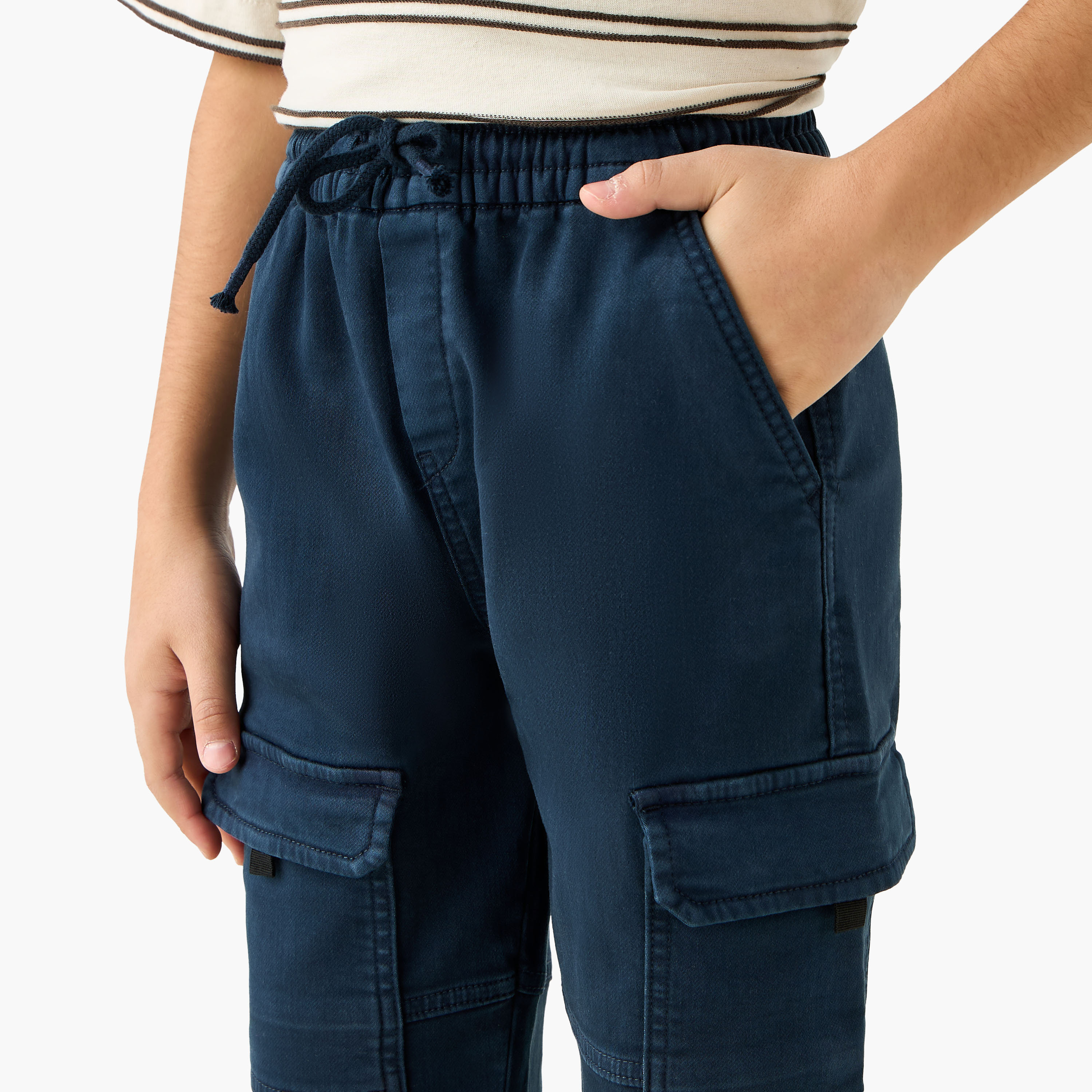 Juniors Solid Cargo Joggers with Drawstring Closure-boys-clothing-bottoms-joggersandtrackpants-image-4
