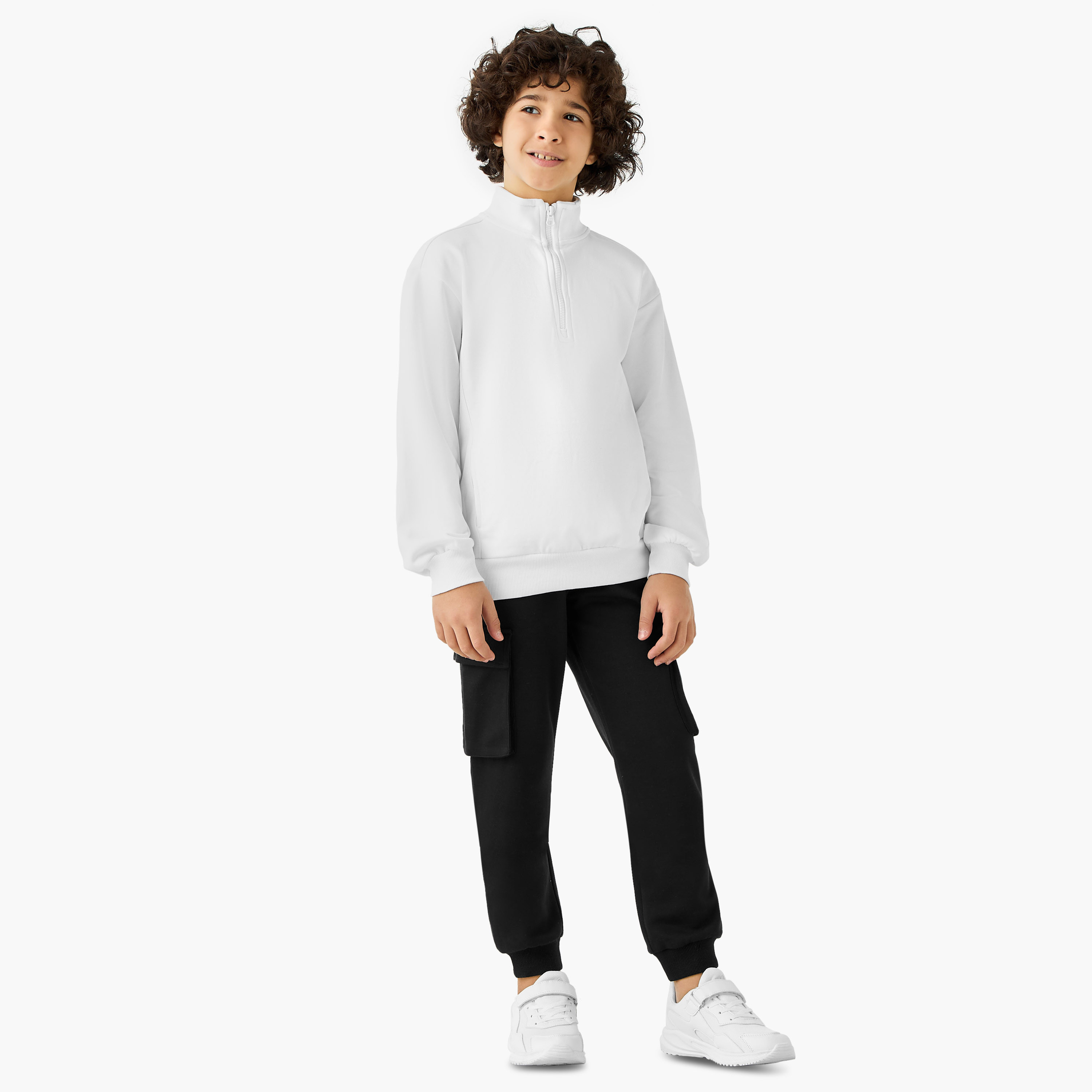 Juniors Solid Cargo Joggers with Drawstring Closure-boys-clothing-bottoms-joggersandtrackpants-image-2