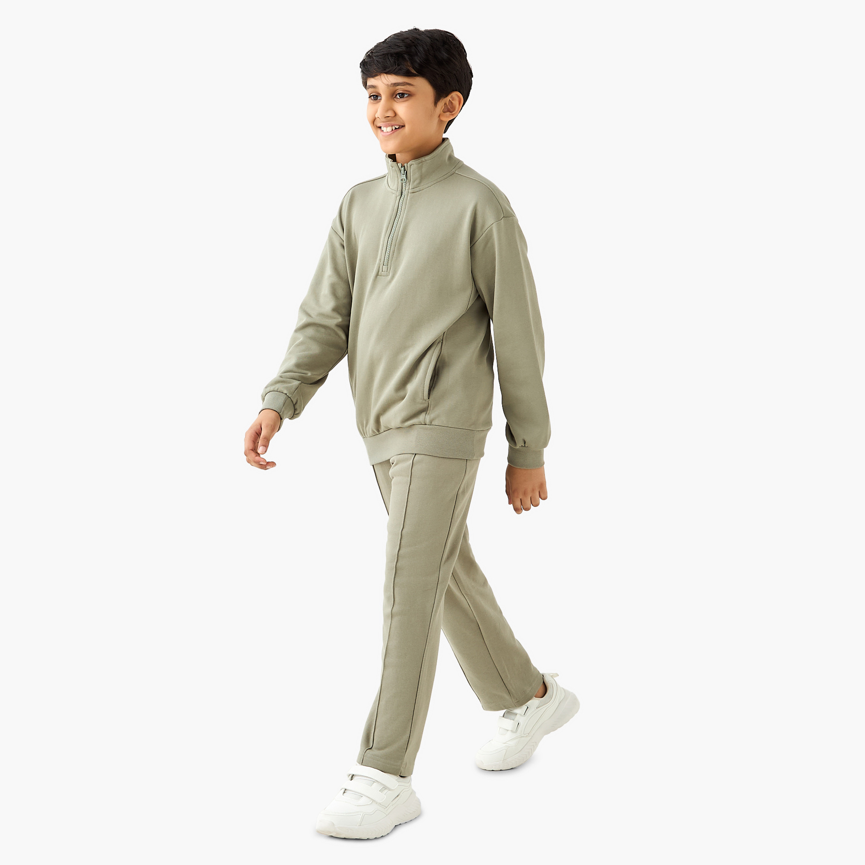 Juniors Solid Joggers with Drawstring Closure and Pockets-boys-clothing-schoolwear-bottoms-joggers-image-2