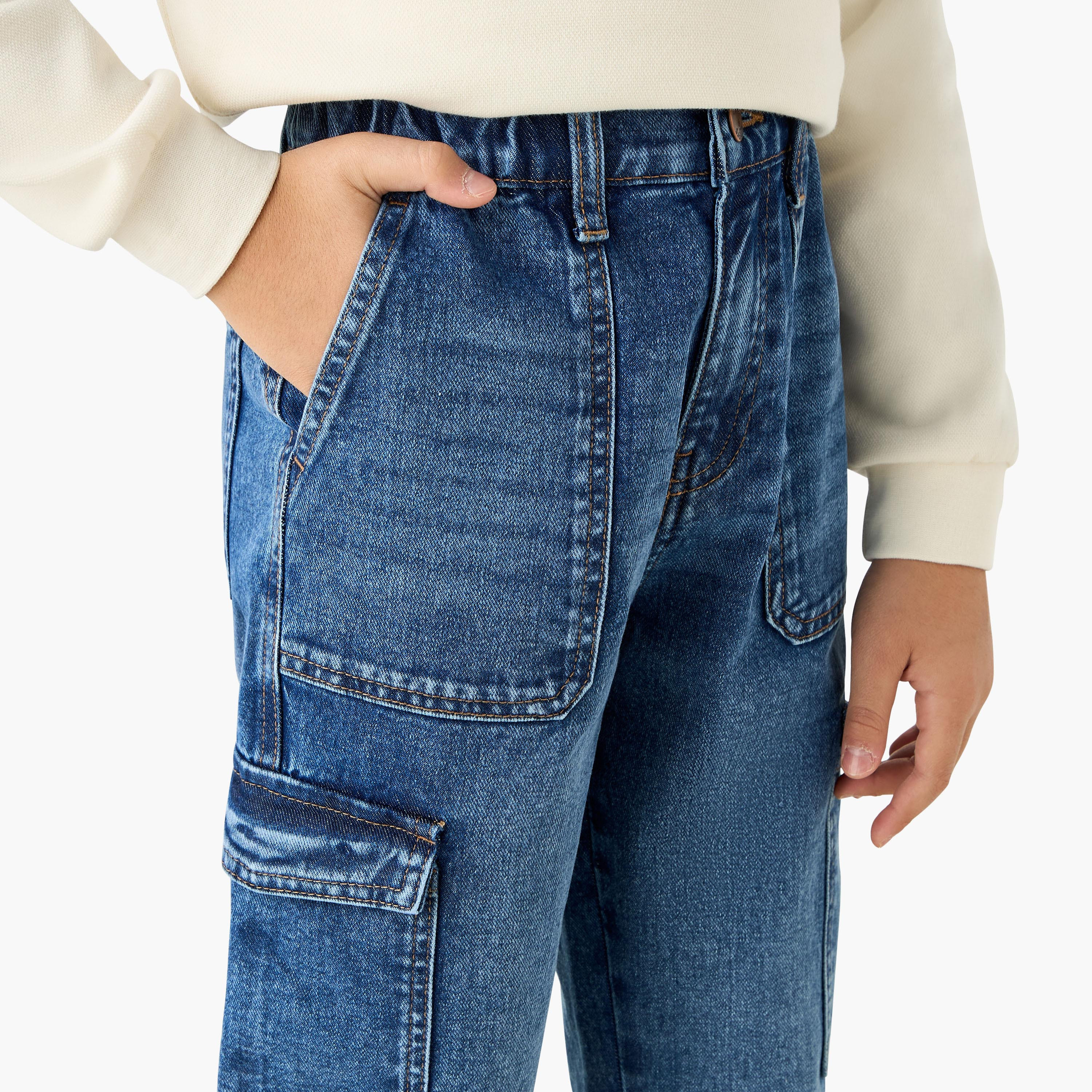 بنطلون جينز بقصّة عادية للأولاد من جونيورز-boys-clothing-bottoms-jeans-image-2