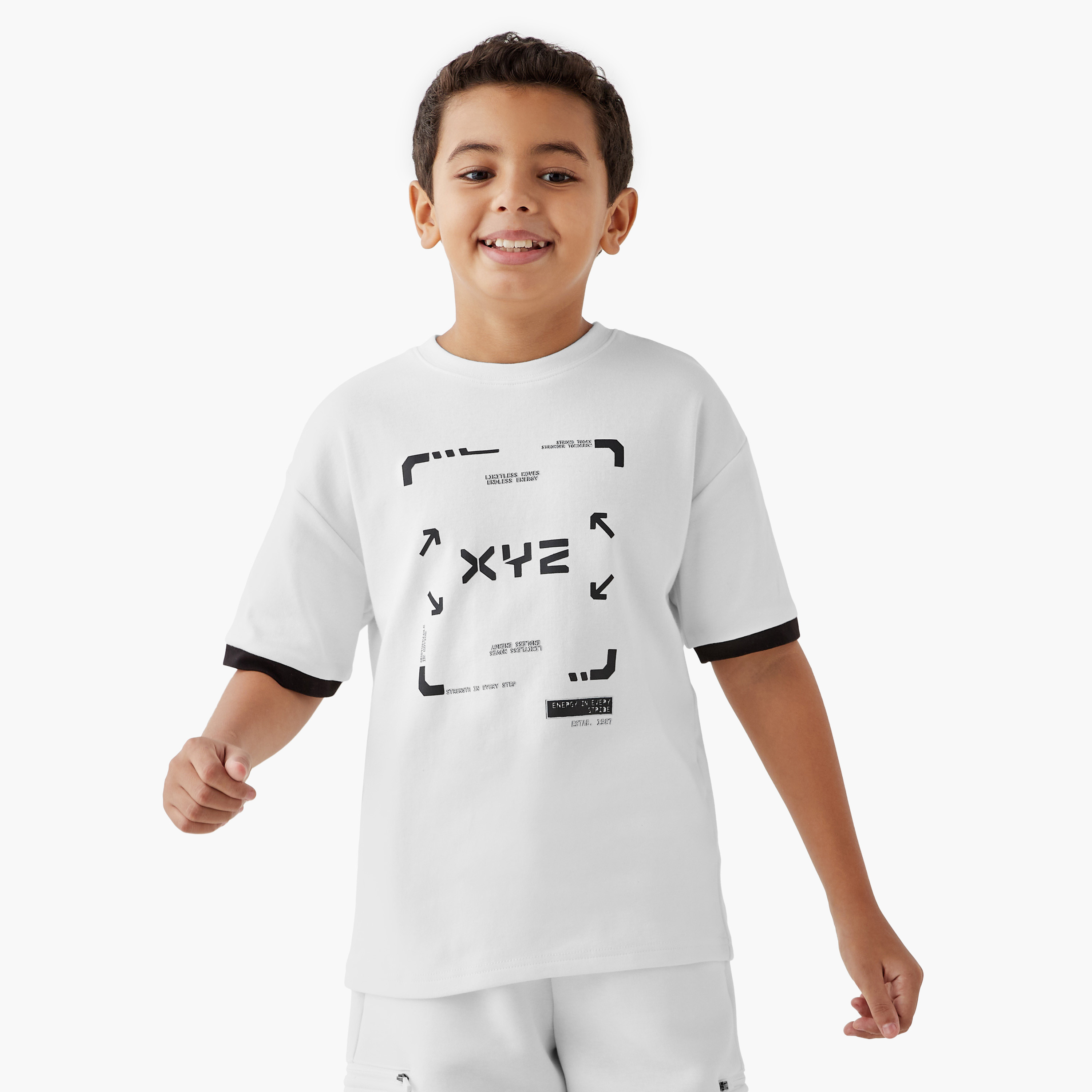 تيشيرت بأكمام قصيرة وطبعات من إكس واي زد-sports-boys-clothing-tops-image-1