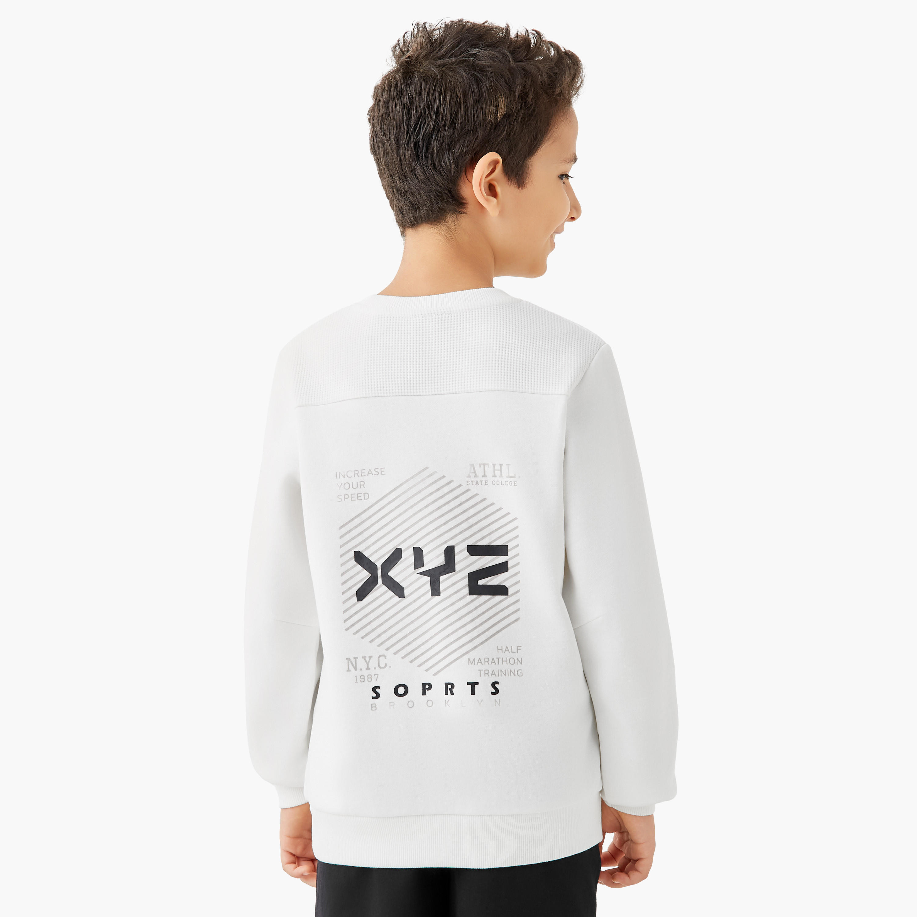 بلوفر بياقة ضيقة وأكمام طويلة وطبعات-boys-clothing-sweatshirts-image-1