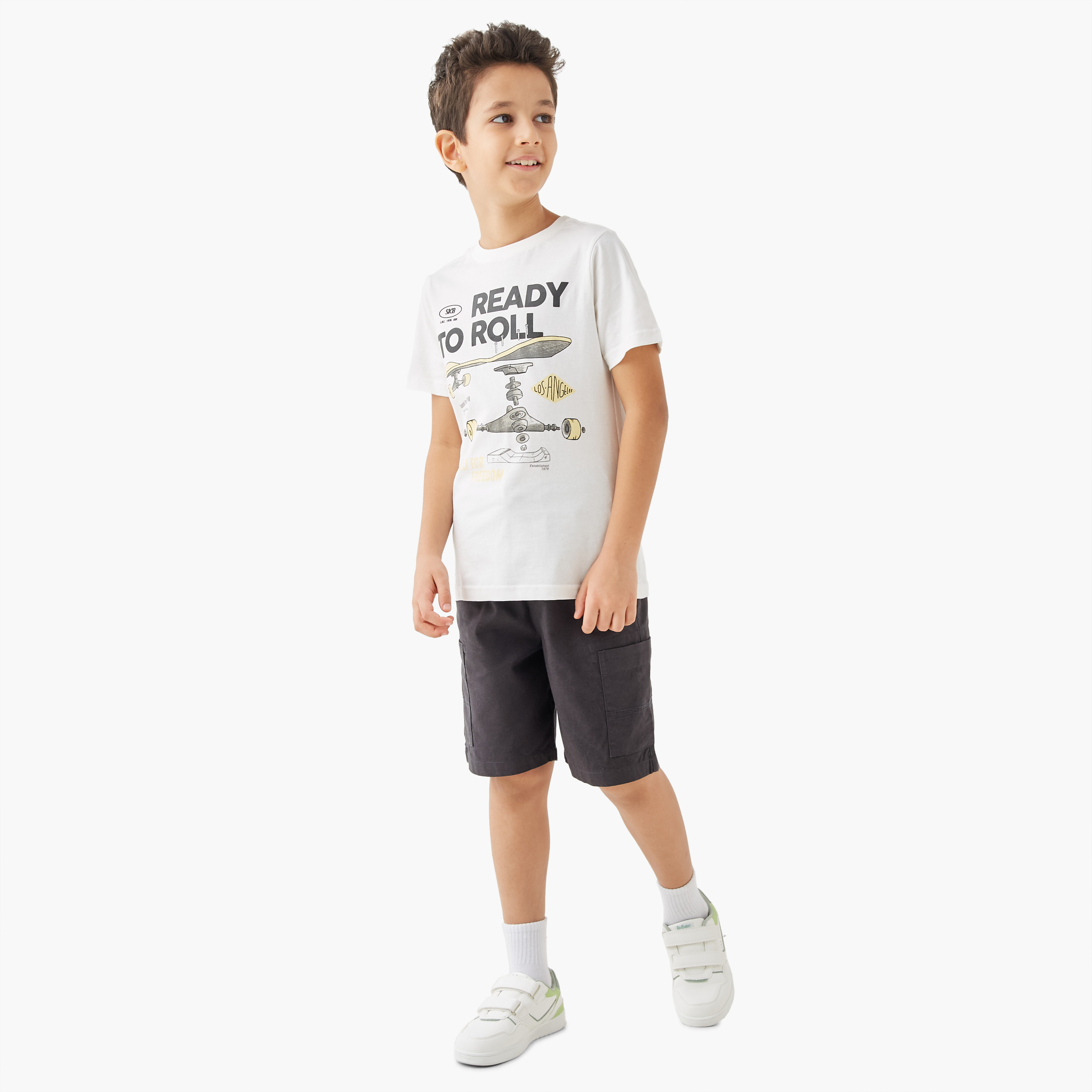 Eligo Solid Cargo Shorts with Drawstring Closure-boys-clothing-bottoms-shorts-image-2