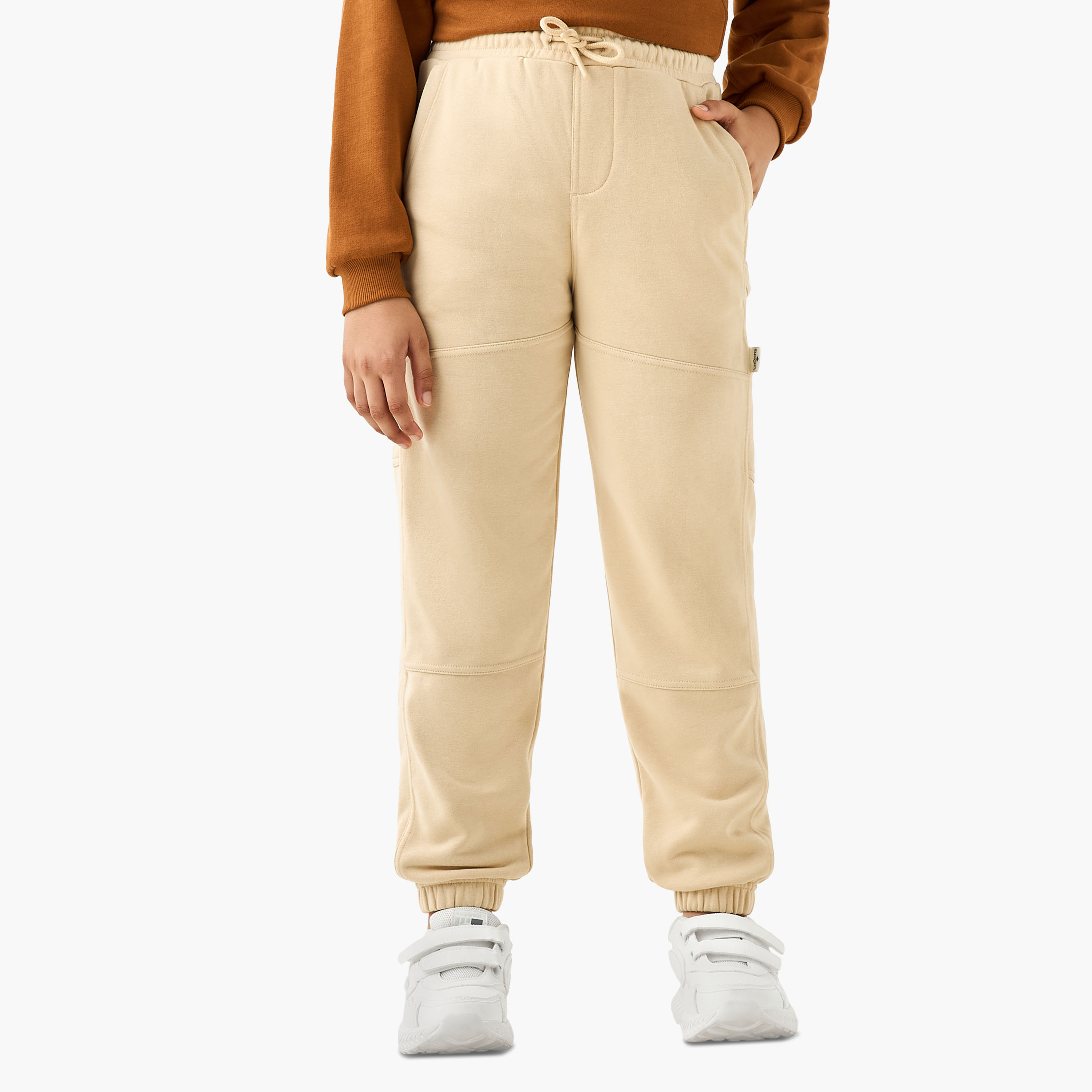 Lee Cooper Solid Joggers with Drawstring Closure and Pockets-boys-clothing-bottoms-joggersandtrackpants-image-1