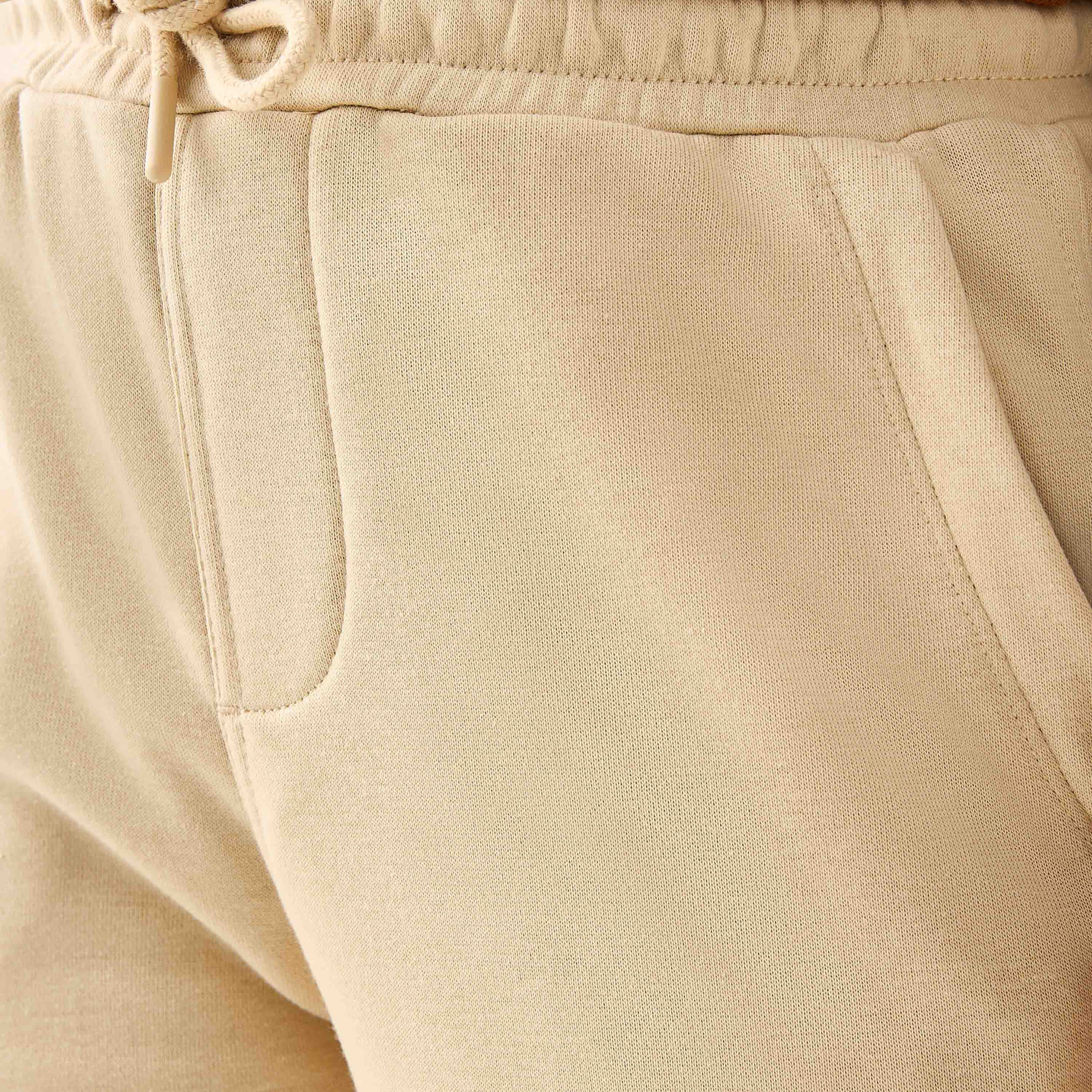 Lee Cooper Solid Joggers with Drawstring Closure and Pockets-boys-clothing-bottoms-joggersandtrackpants-image-6