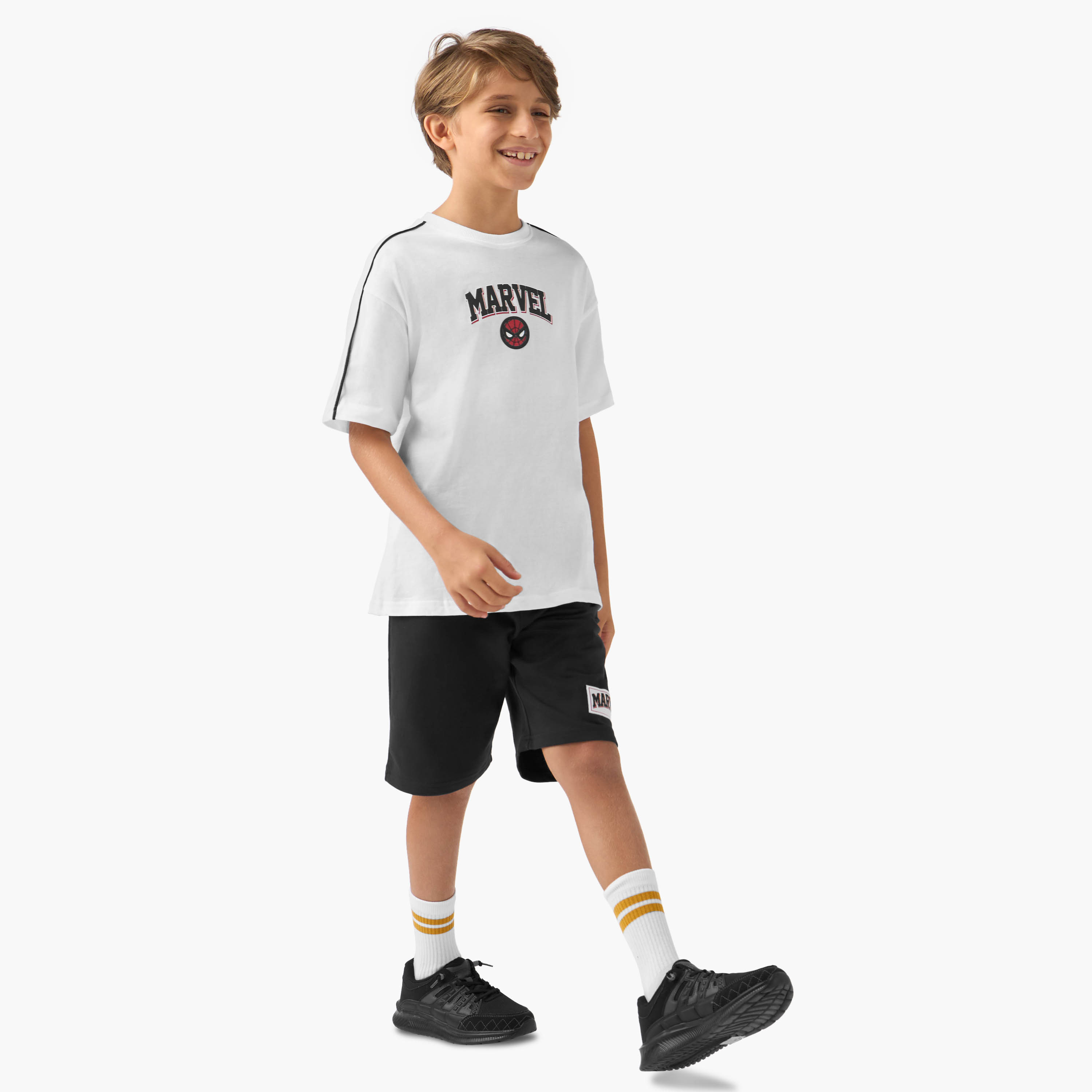 طقم تيشيرت وشورت بطبعات سبايدر مان-boys-clothing-setsandcoords-image-1