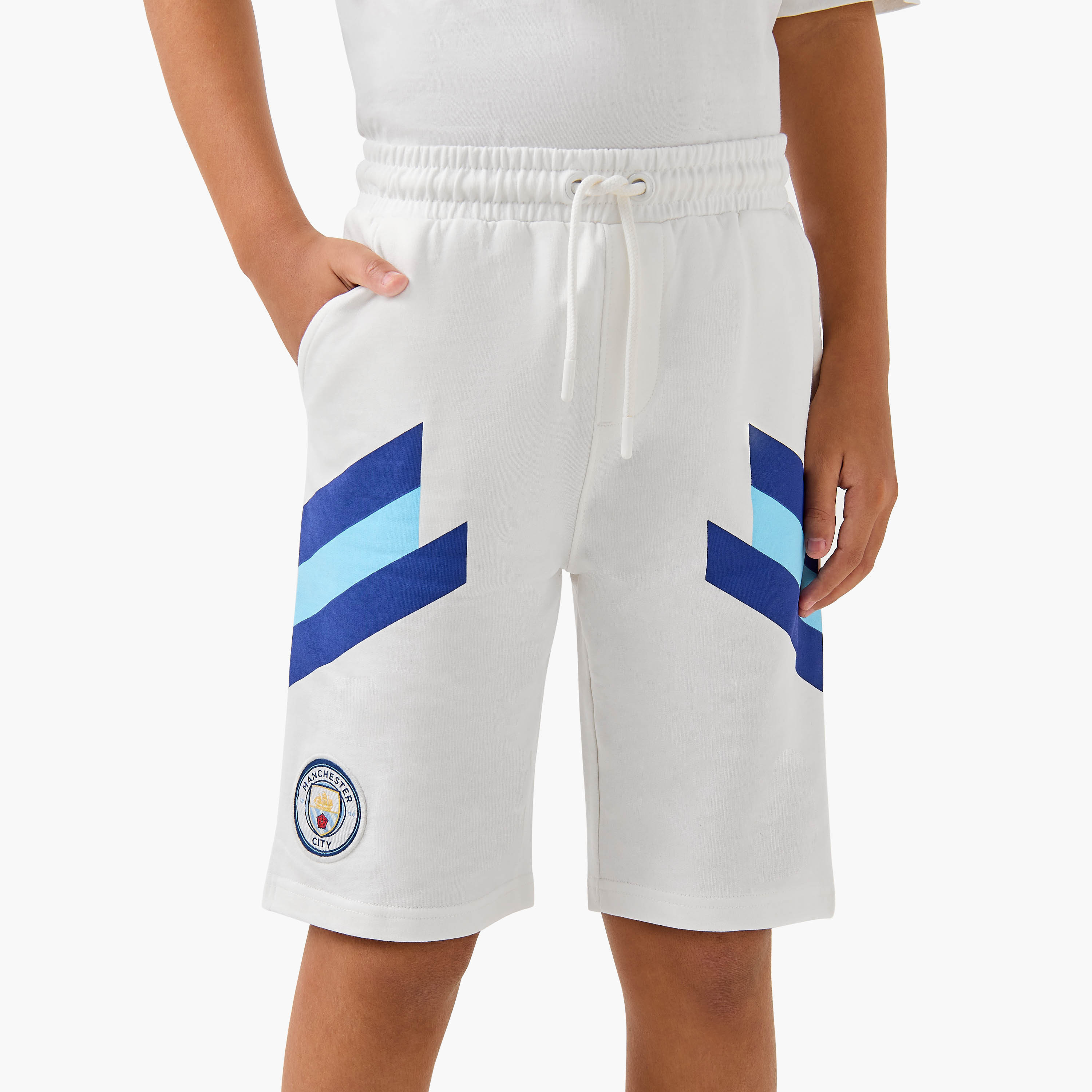 طقم تيشيرت وشورت بزخارف مانشستر سيتي-boys-clothing-setsandcoords-image-3