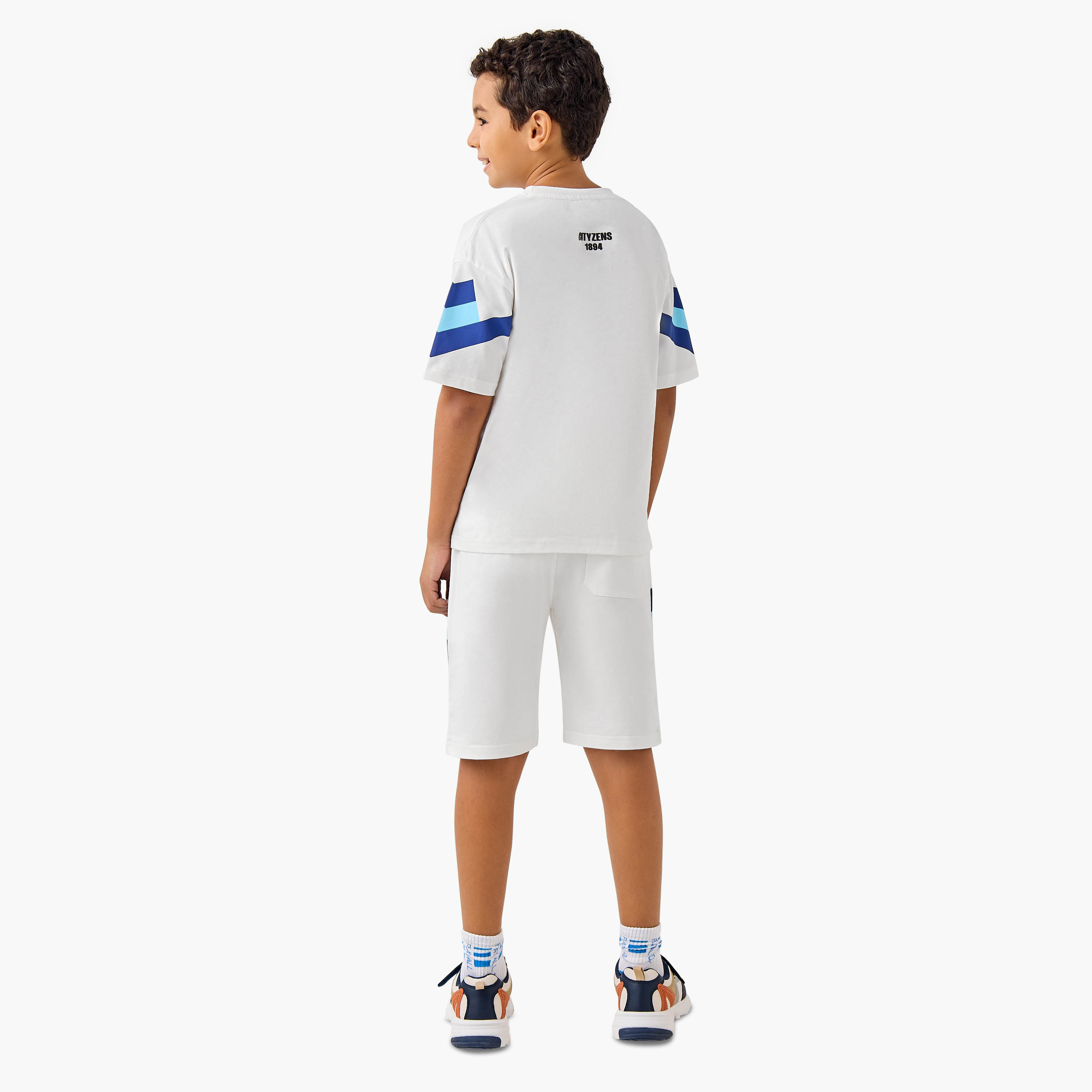 طقم تيشيرت وشورت بزخارف مانشستر سيتي-boys-clothing-setsandcoords-image-4