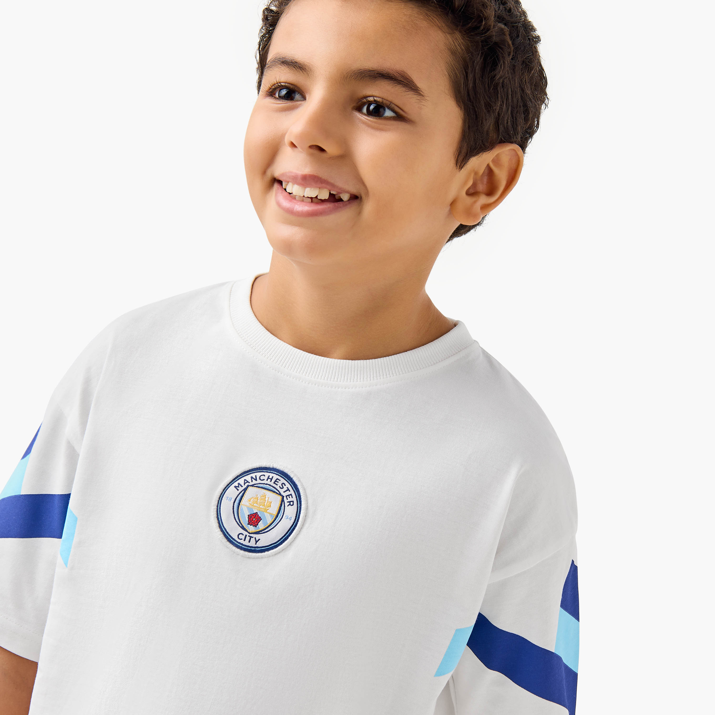 طقم تيشيرت وشورت بزخارف مانشستر سيتي-boys-clothing-setsandcoords-image-5