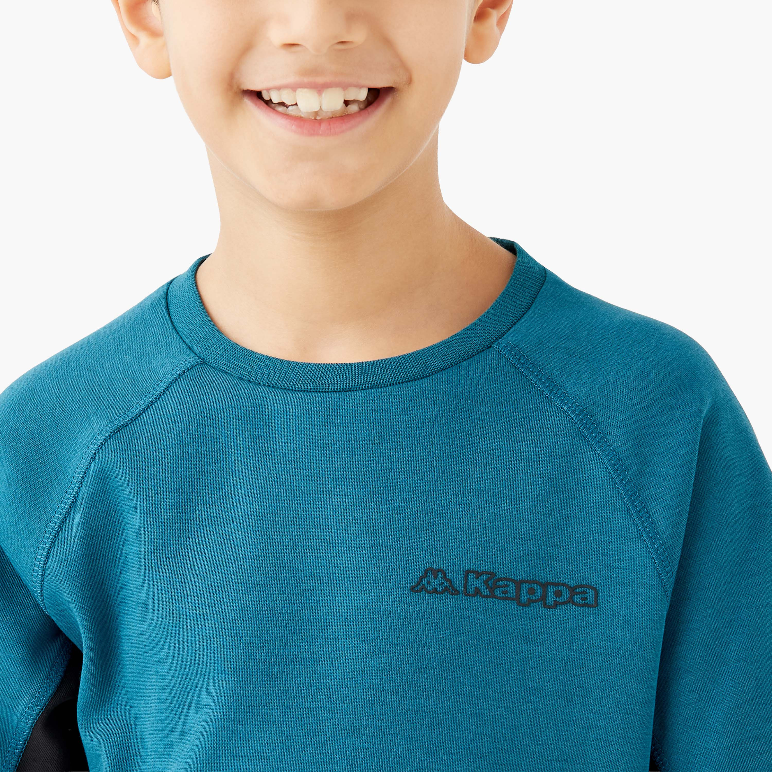 Kappa Logo Print T-shirt with Crew Neck and Raglan Sleeves-boys-clothing-sportswear-tops-image-4