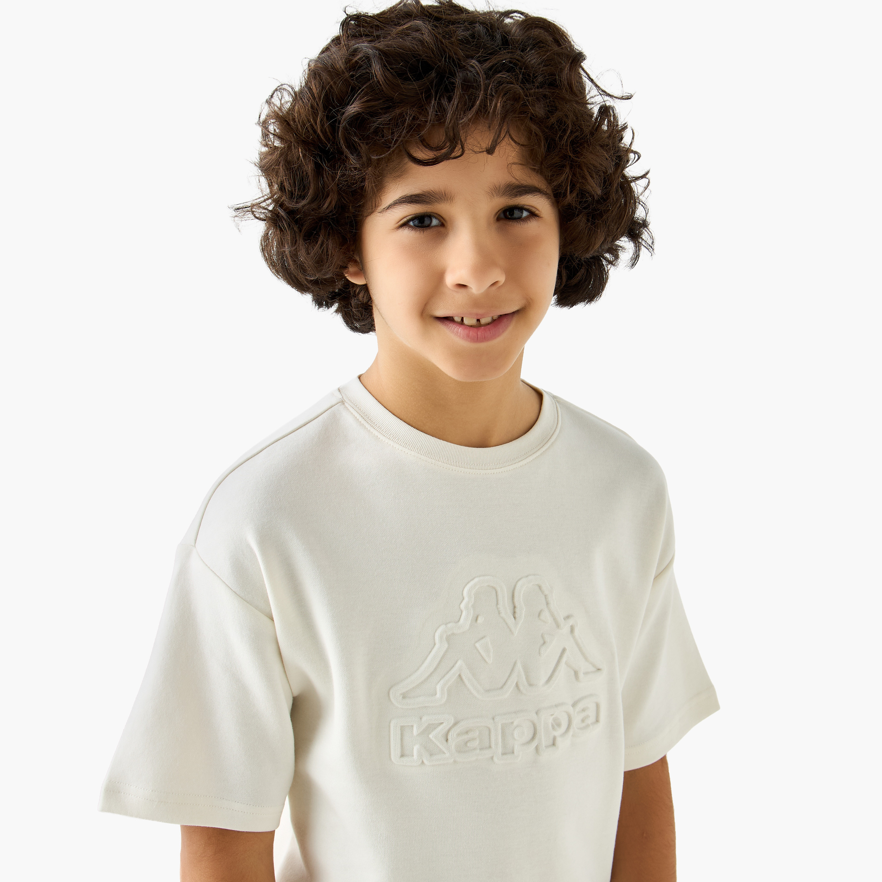 تيشيرت بأكمام قصيرة ونقوش شعار من كابا-boys-clothing-sportswear-tops-image-2