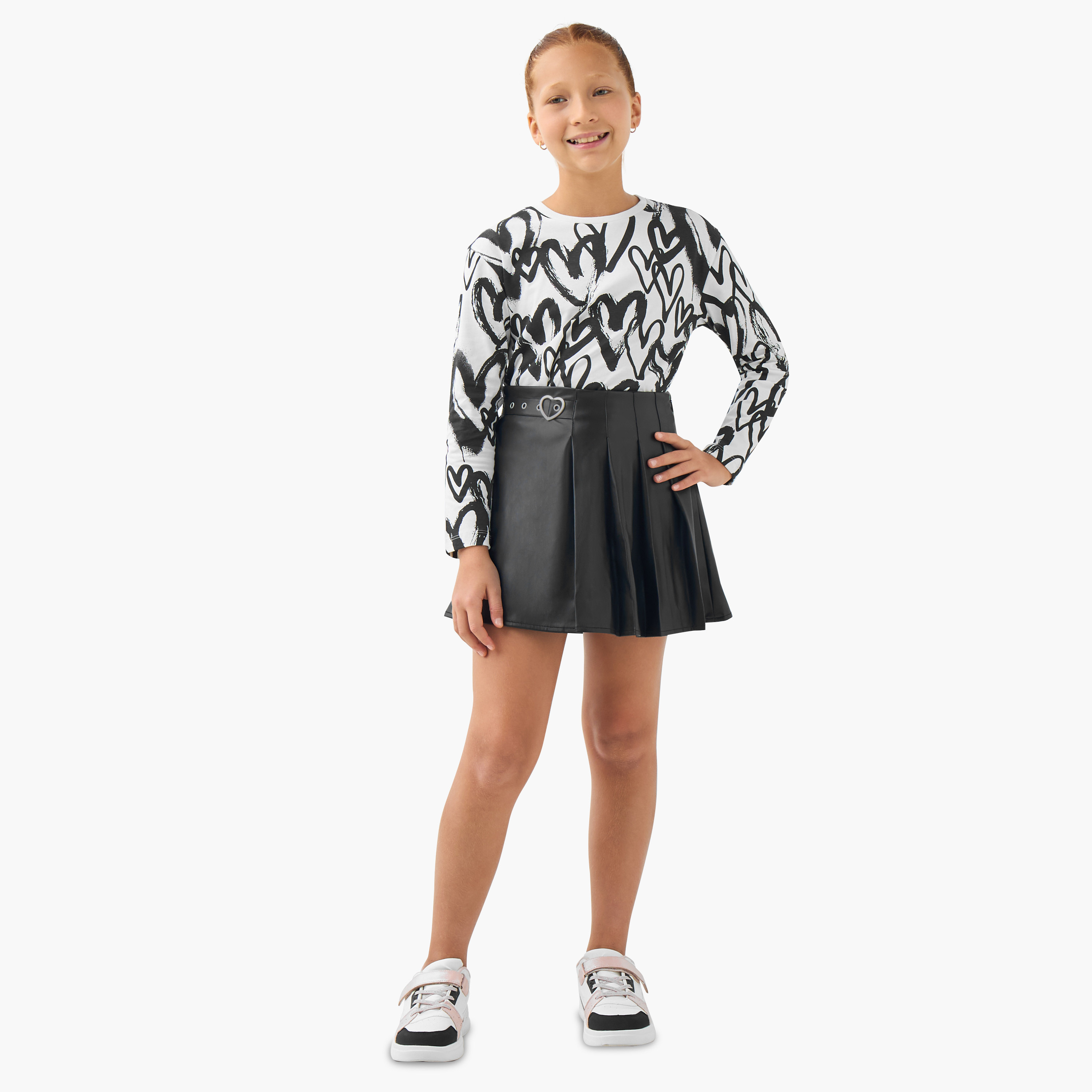 Juniors Girls Crew Neck T-shirt with Heart Print - Cotton - Long Sleeves-girls-clothing-tshirts-image-2
