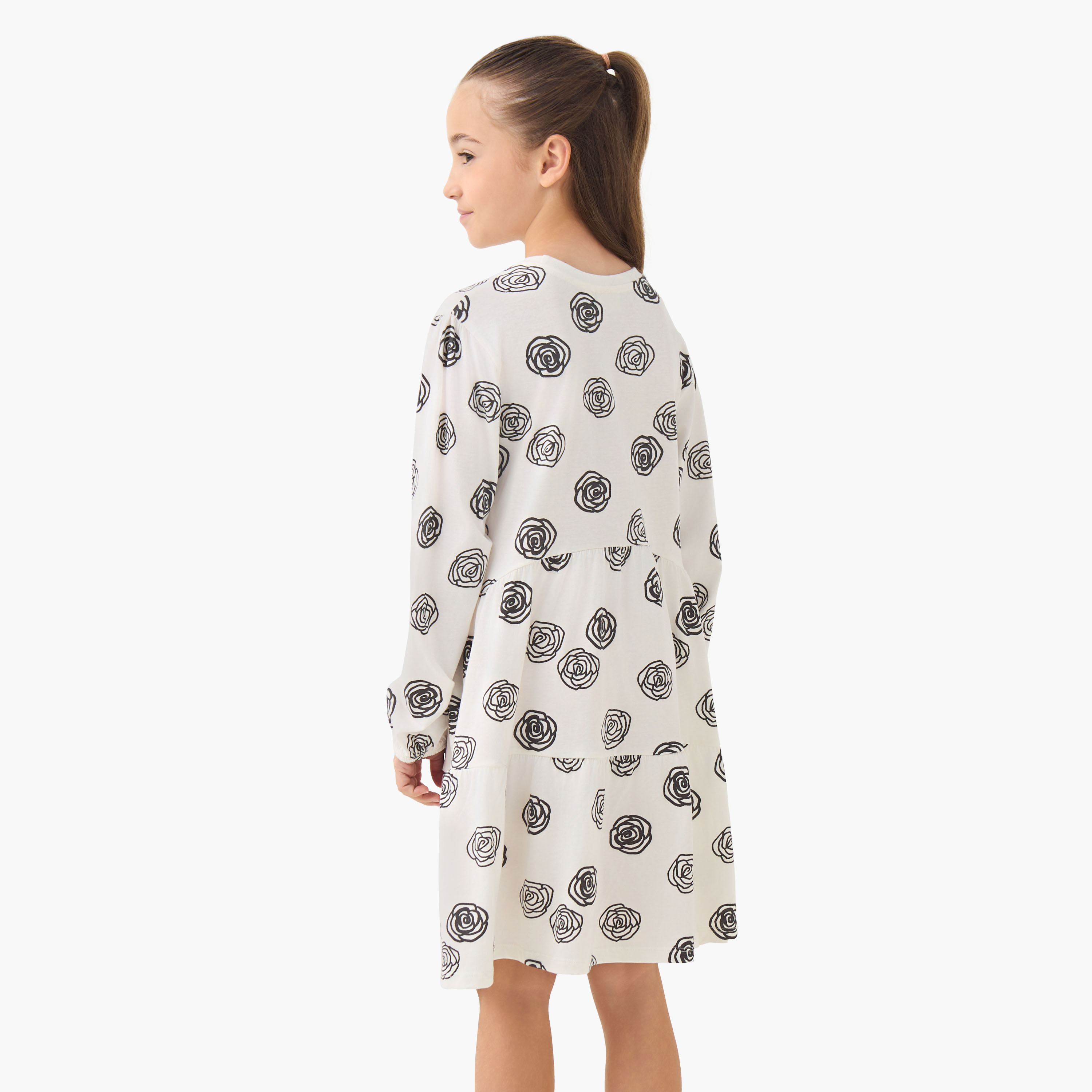 فستان بياقة مستديرة وأكمام طويلة بقصة خصر منخفض بطبعات زهور من جونيورز-girls-clothing-dressesandjumpsuits-image-3