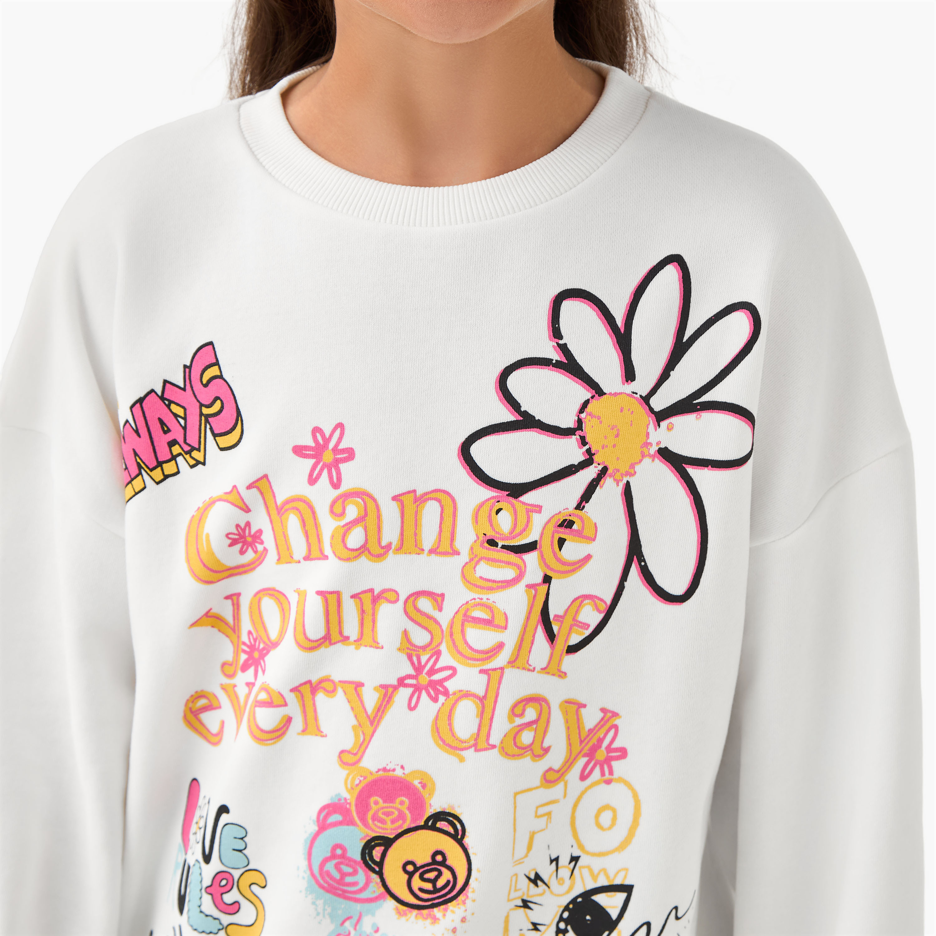 Juniors Graphic Print Sweatshirt with Long Sleeves-girls-clothing-winterwear-sweatshirts-image-2