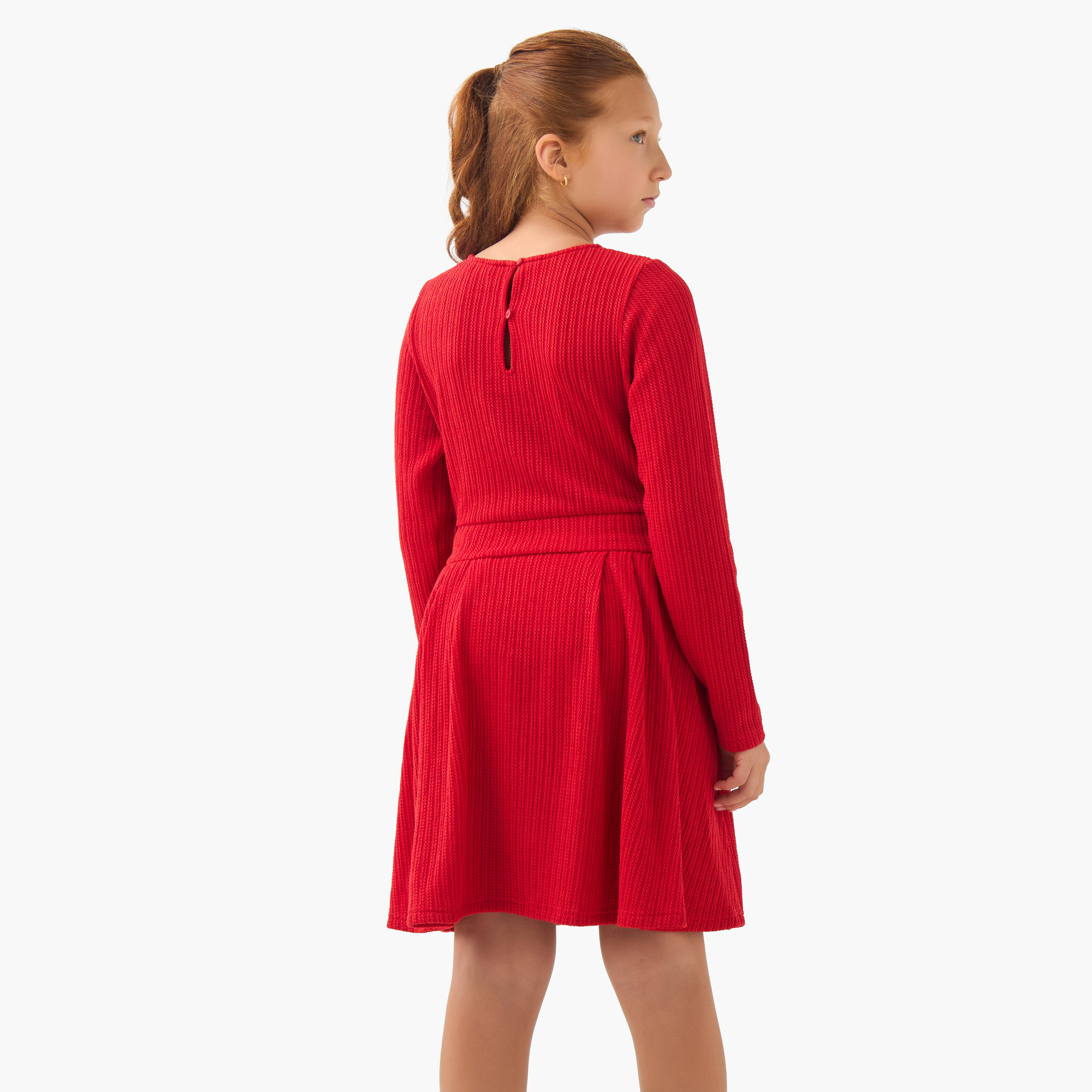 فستان مضلّع بياقة مستديرة وأكمام طويلة من جونيورز -girls-clothing-dressesandjumpsuits-image-3