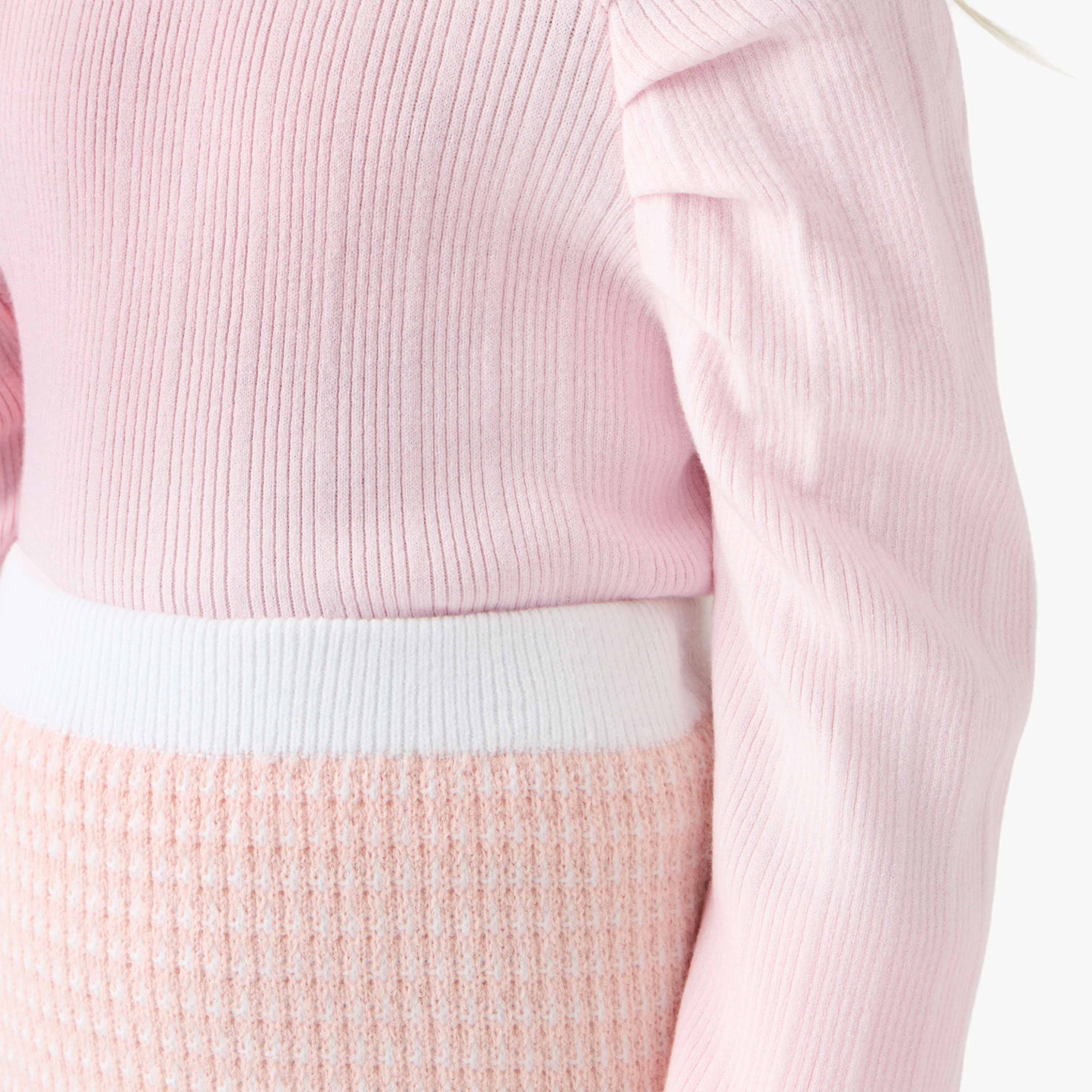 بلوفر بارز الملمس بياقة عالية وأكمام طويلة من جونيورز-girls-clothing-winterwear-jumpersandcardigans-image-1