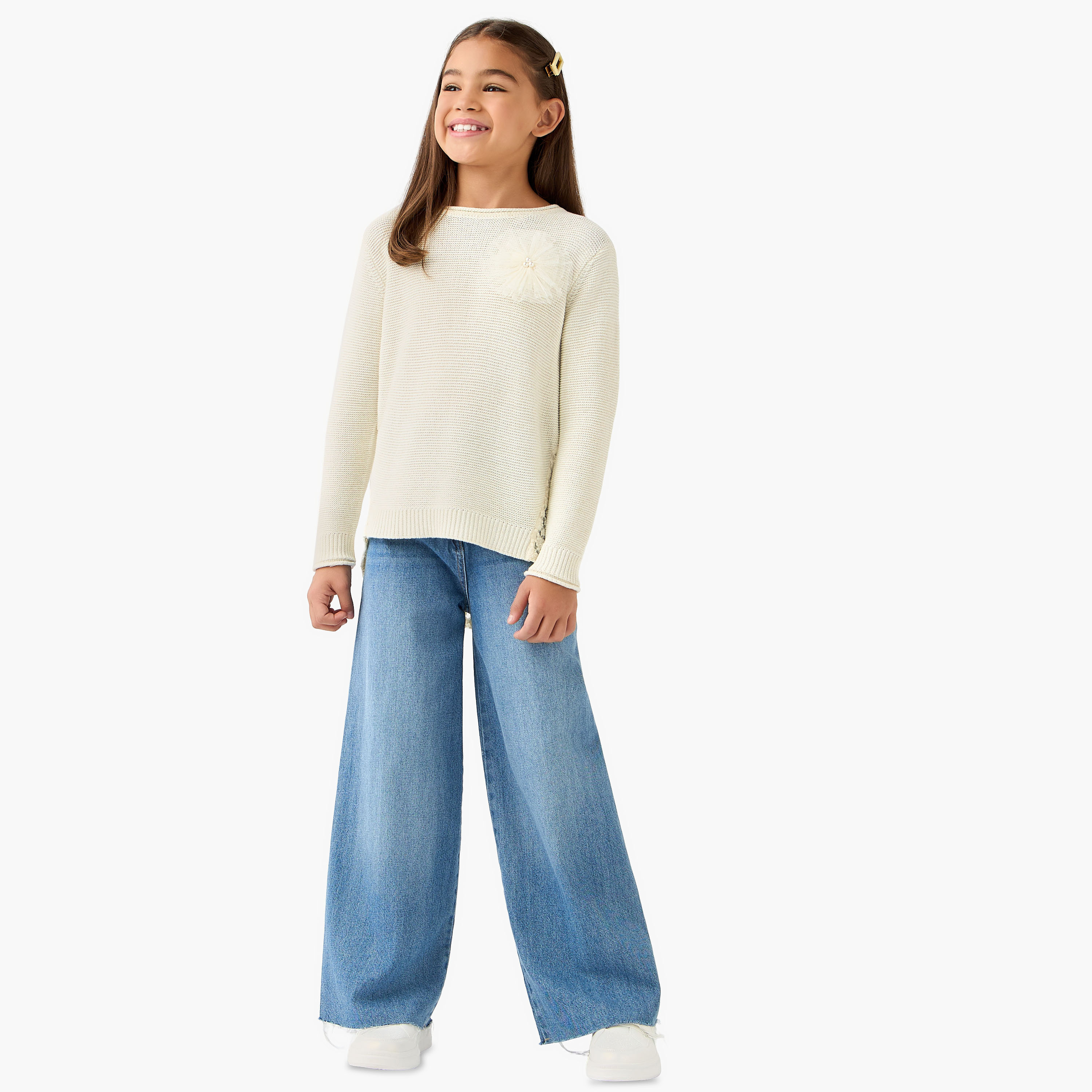 بلوفر بأكمام طويلة وتفاصيل دانتيل من جونيورز-girls-clothing-winterwear-jumpersandcardigans-image-2