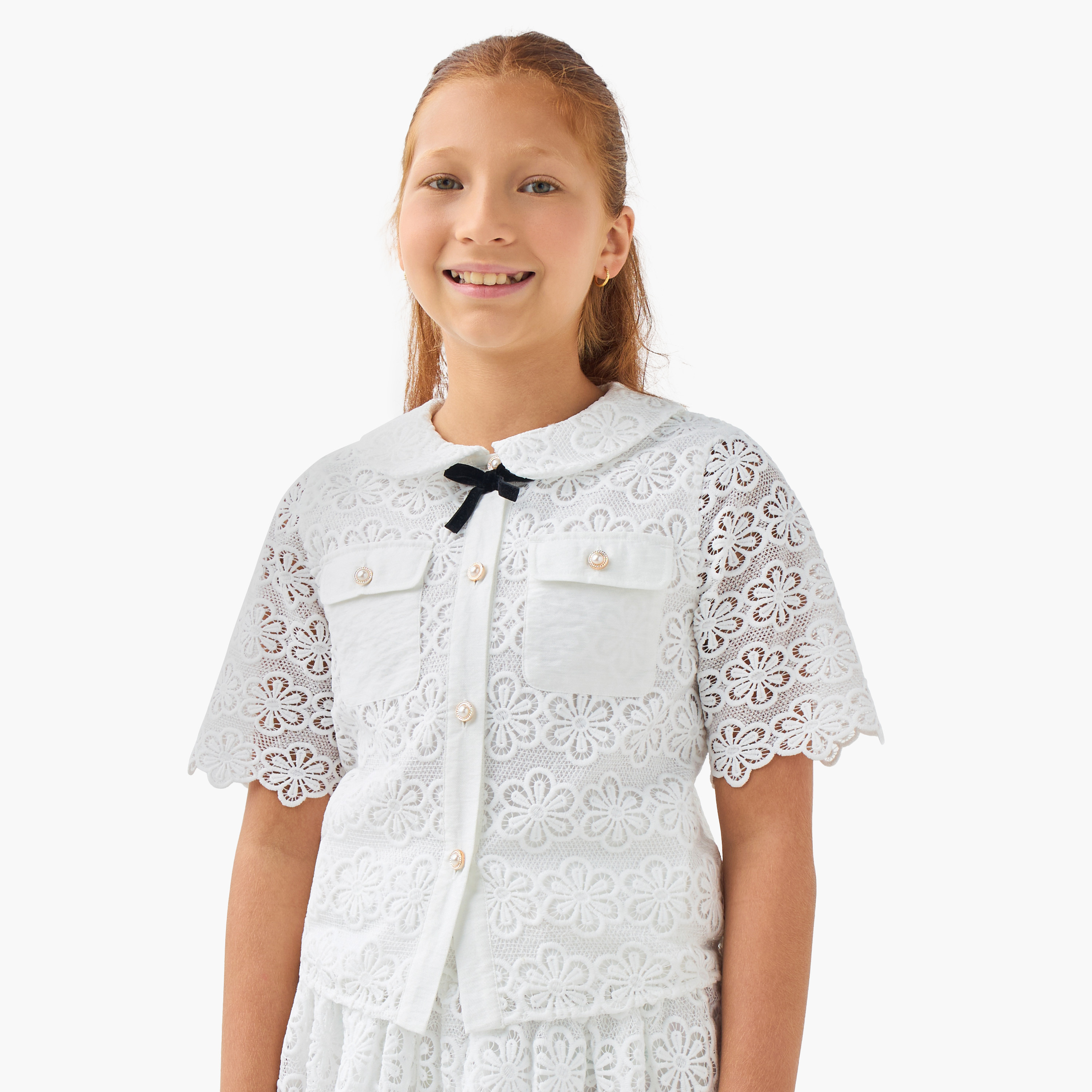 طقم قميص وتنورة مع تفاصيل دانتيل - قطن - بأكمام قصيرة - بياقة للبنات من إليجو-girls-clothing-setsandcoords-image-2