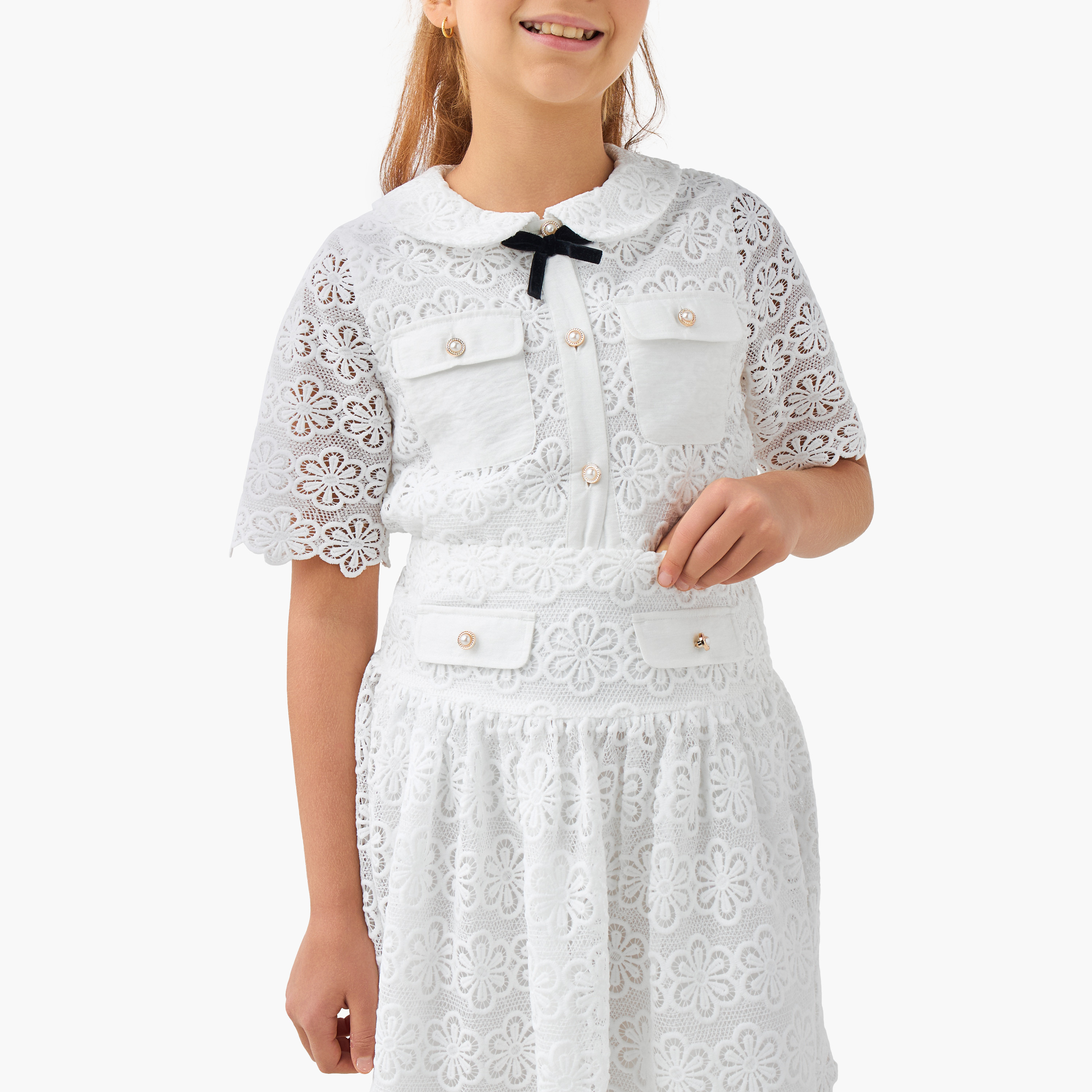 طقم قميص وتنورة مع تفاصيل دانتيل - قطن - بأكمام قصيرة - بياقة للبنات من إليجو-girls-clothing-setsandcoords-image-5