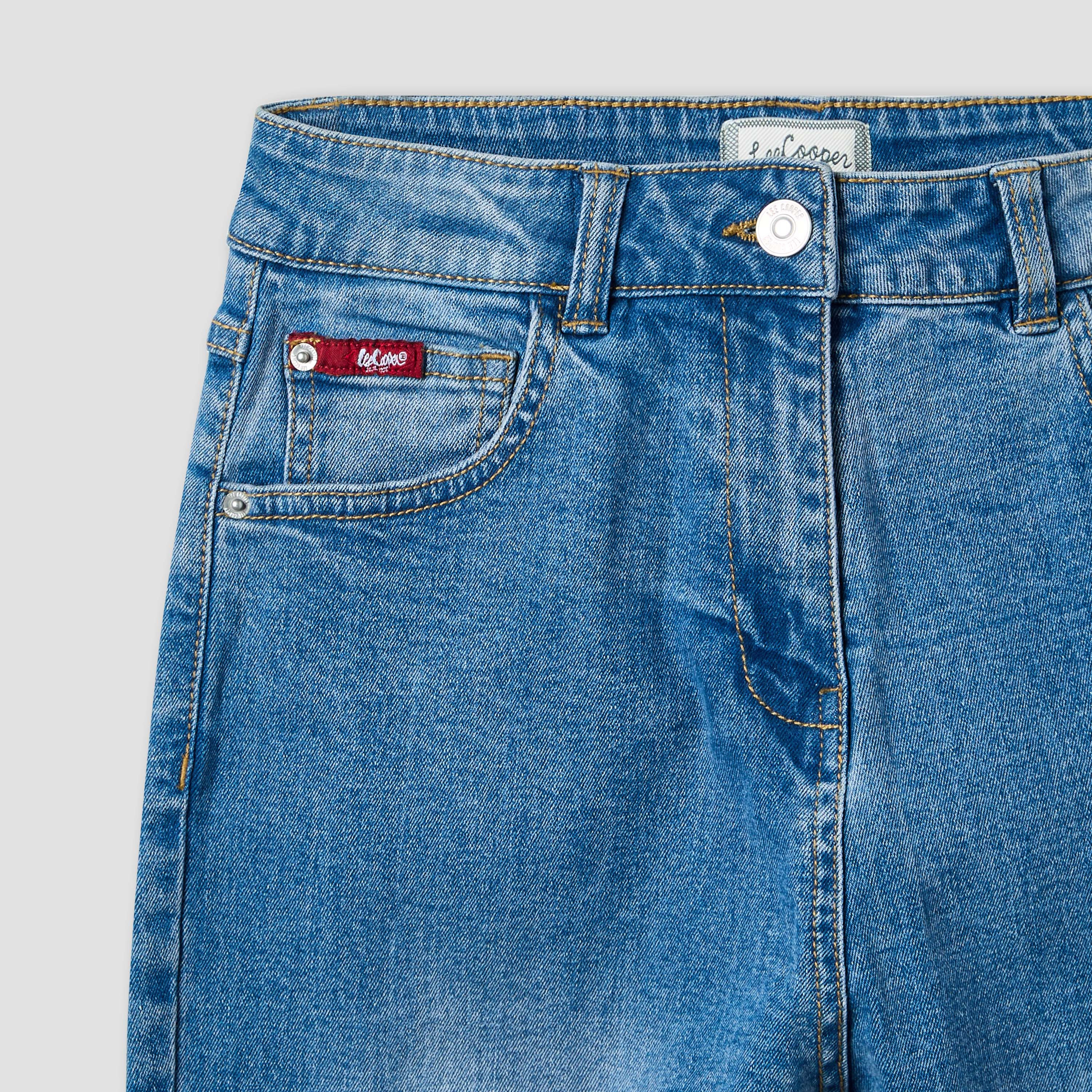 بنطلون جينز بناتي مطرز بزر على الخصر من لي كوبر-girls-clothing-bottoms-jeansandjeggings-image-2