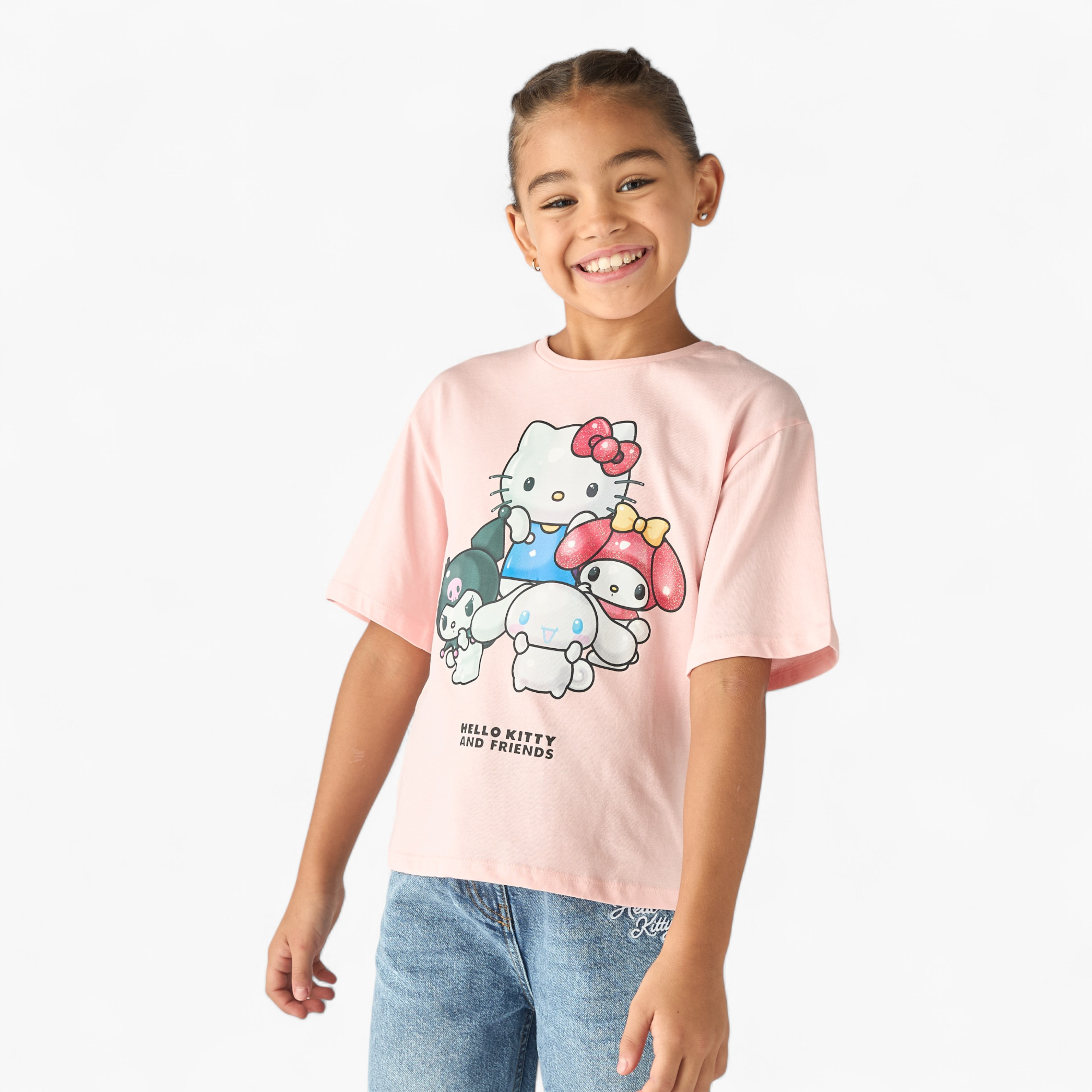 تيشيرت بأكمام قصيرة وطبعات هالو كيتي والأصدقاء من سانريو-girls-clothing-tshirts-image-1