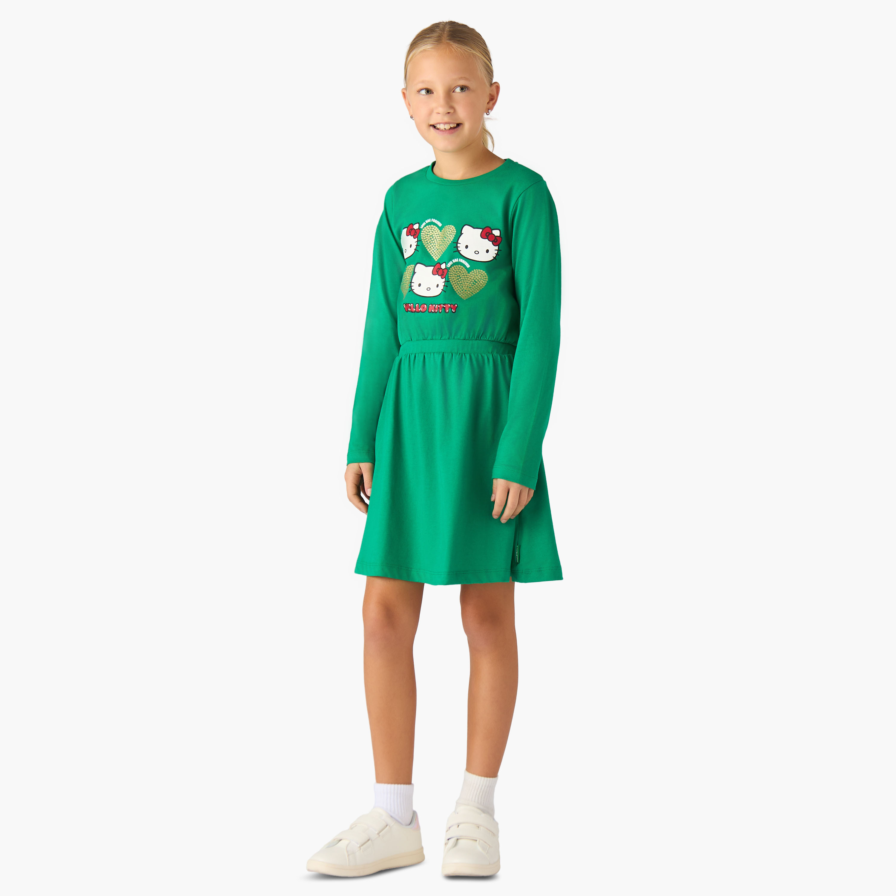 فستان بطول الركبة وياقة مستديرة وأكمام طويلة وطبعات يوم الإمارات الوطني من سانريو-girls-clothing-dressesandjumpsuits-image-2