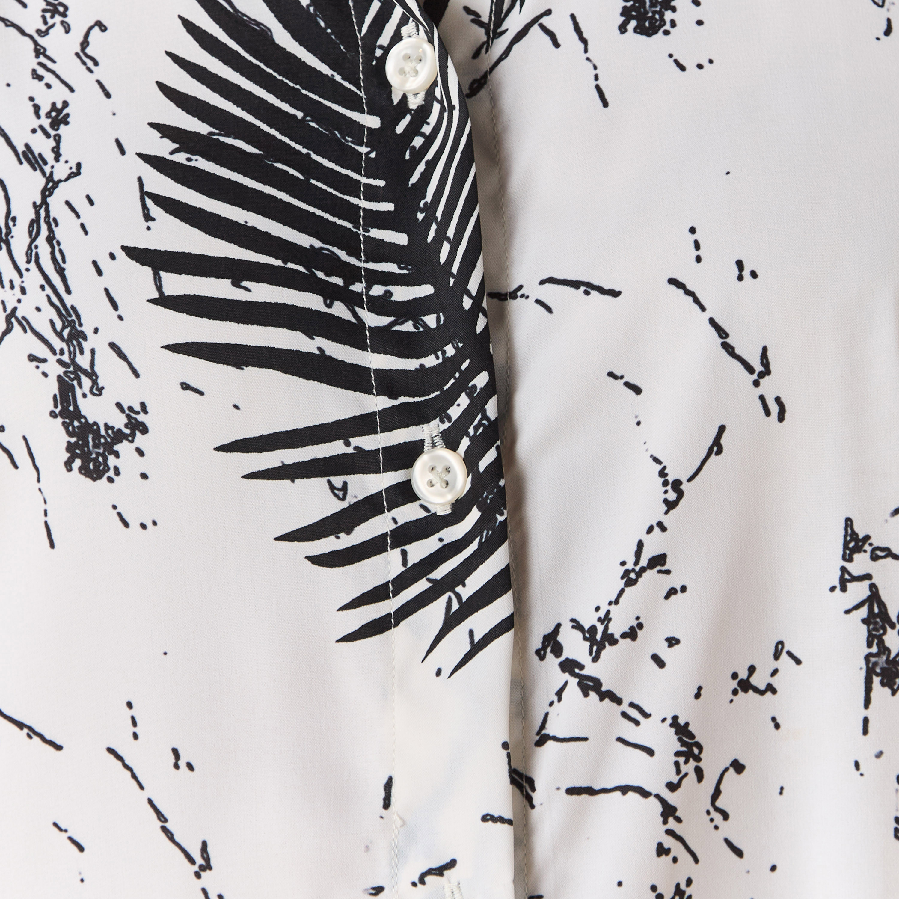 فستان قميص بطبعات أوراق شجر وأكمام طويلة من فيور-women-clothing-dresses-image-5