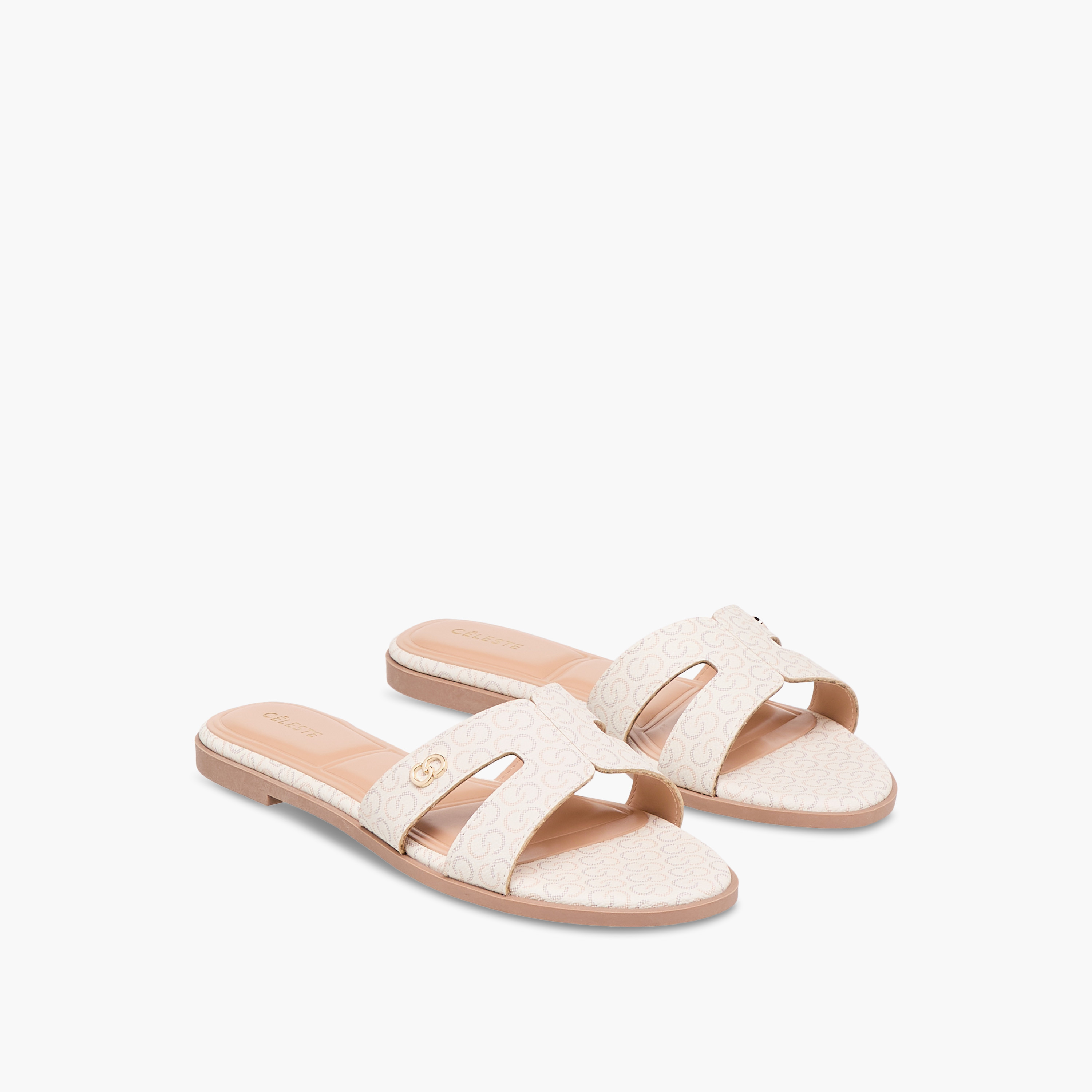 صندل مسطح سهل الارتداء بطبعات مونوجرام للنساء من سيليست-women-shoes-flats-sandals-image-1