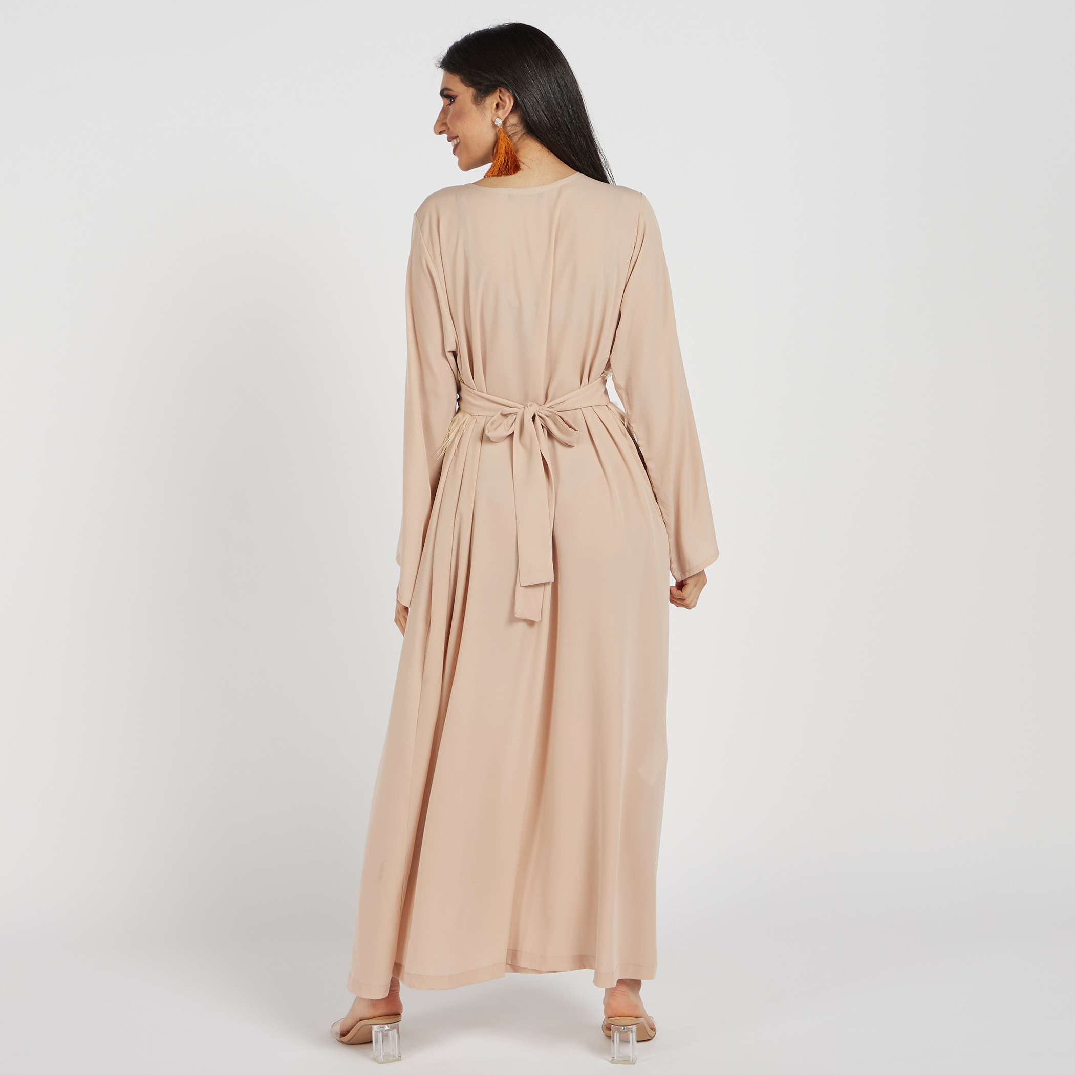 عباية سادة بياقة مستديرة وحزام رباط من نُخبة-women-arabicclothing-abayas-image-4
