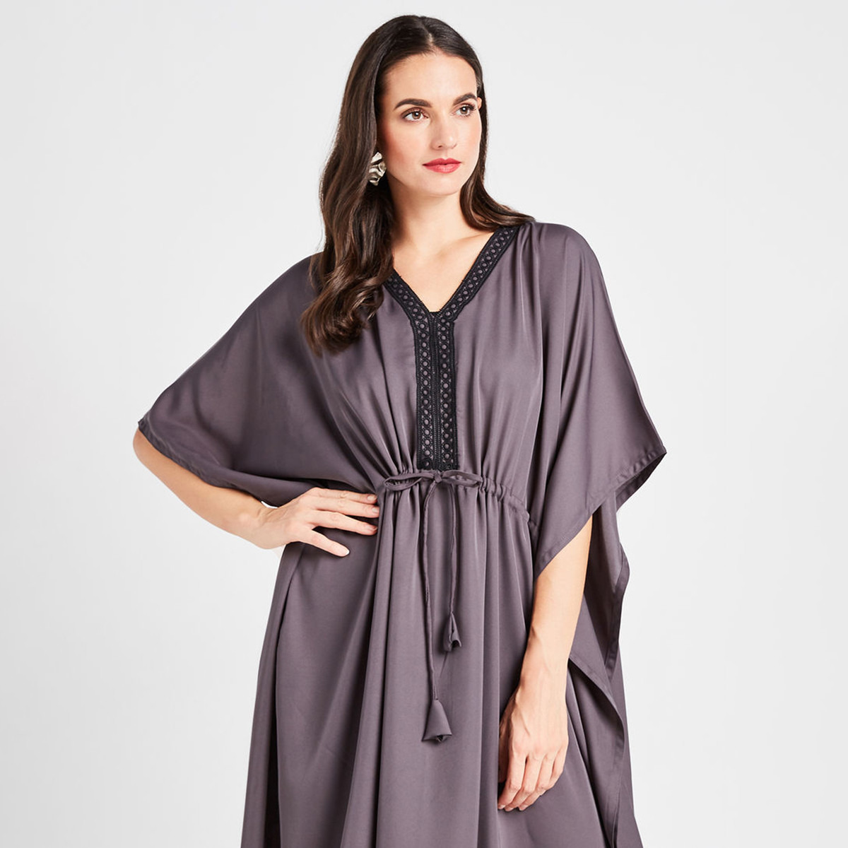 Nukhbaa Solid Abaya with V-neck and Short Sleeves-women-arabicclothing-abayas-image-3