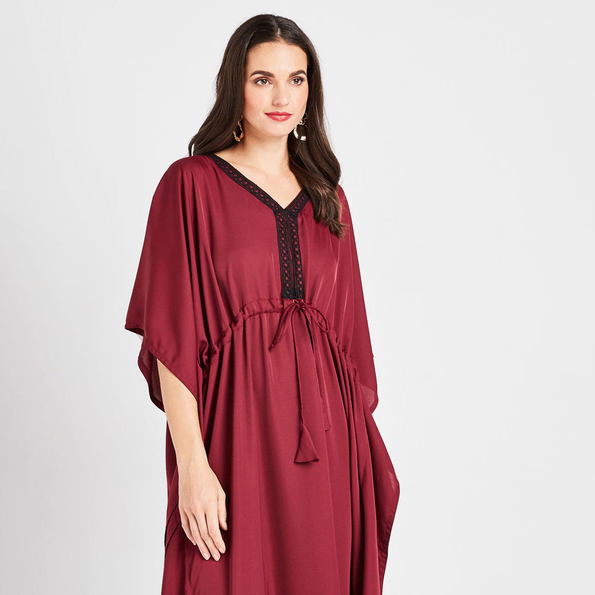 Nukhbaa Solid Abaya with V-neck and Short Sleeves-women-arabicclothing-abayas-image-3