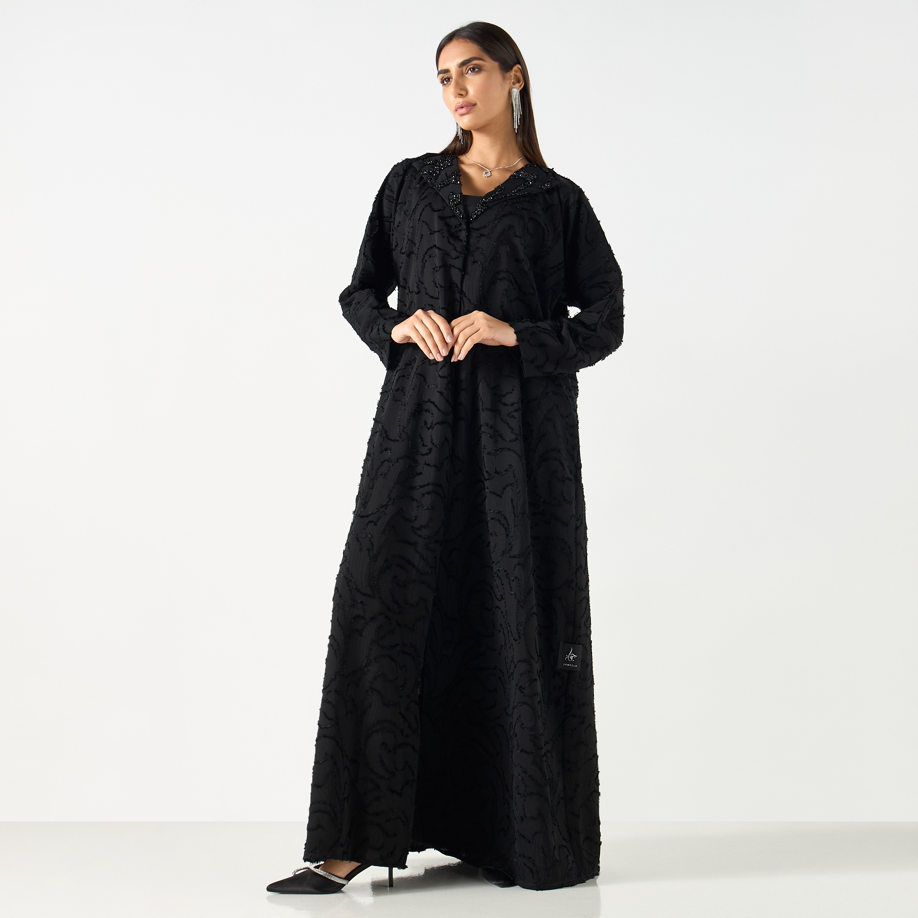 عباية مزيّنة بياقة طويلة مع حجاب-women-arabicclothing-abayas-image-1