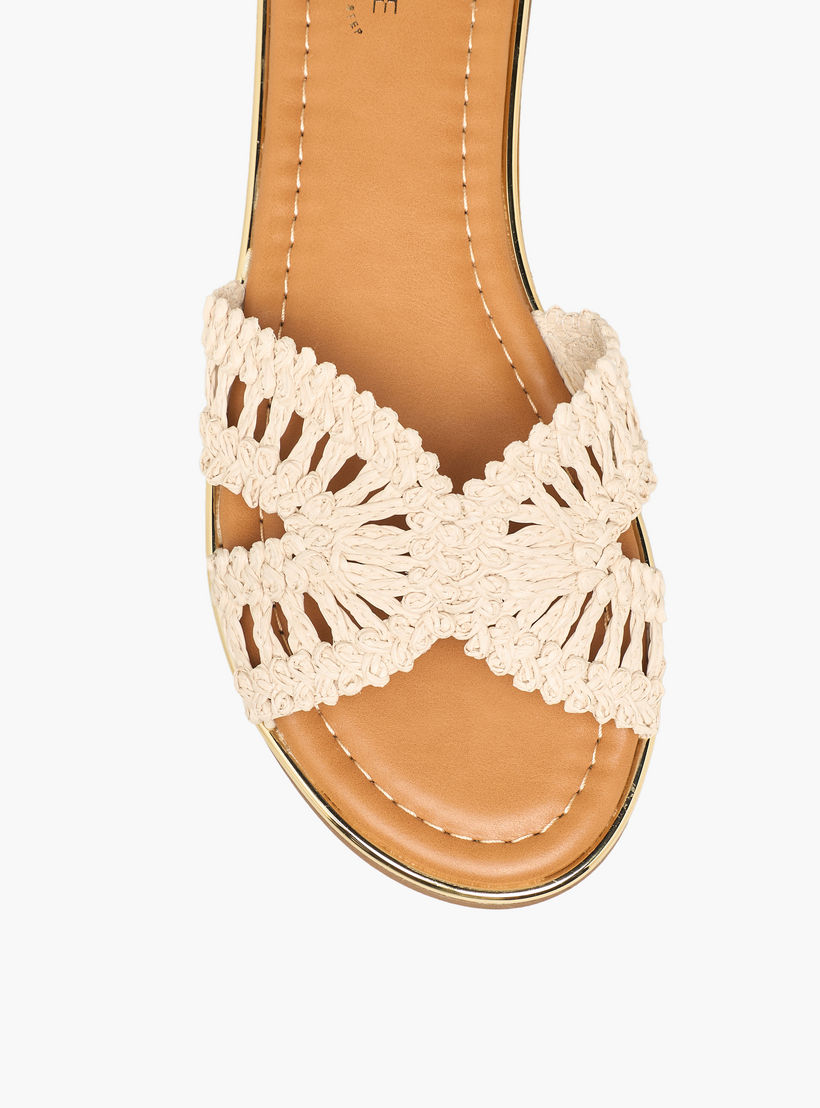 صندل بأحزمة منسوجة للنساء من سيليست-women-shoes-flats-sandals-image-4