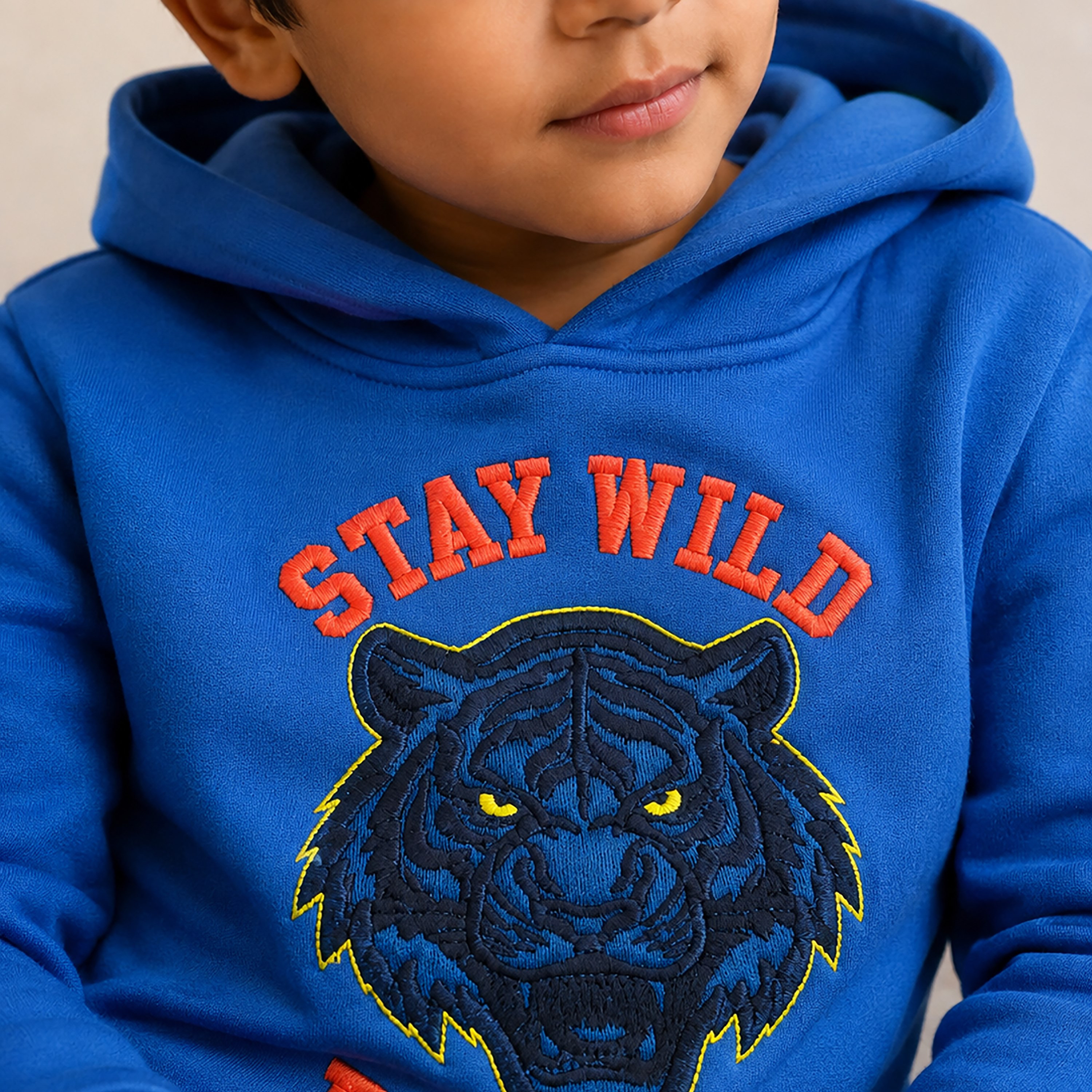 سويت شيرت بياقة مستديرة وأكمام طويلة مع تطريز من فيكتور أند جين-boys-clothing-sweatshirts-image-3