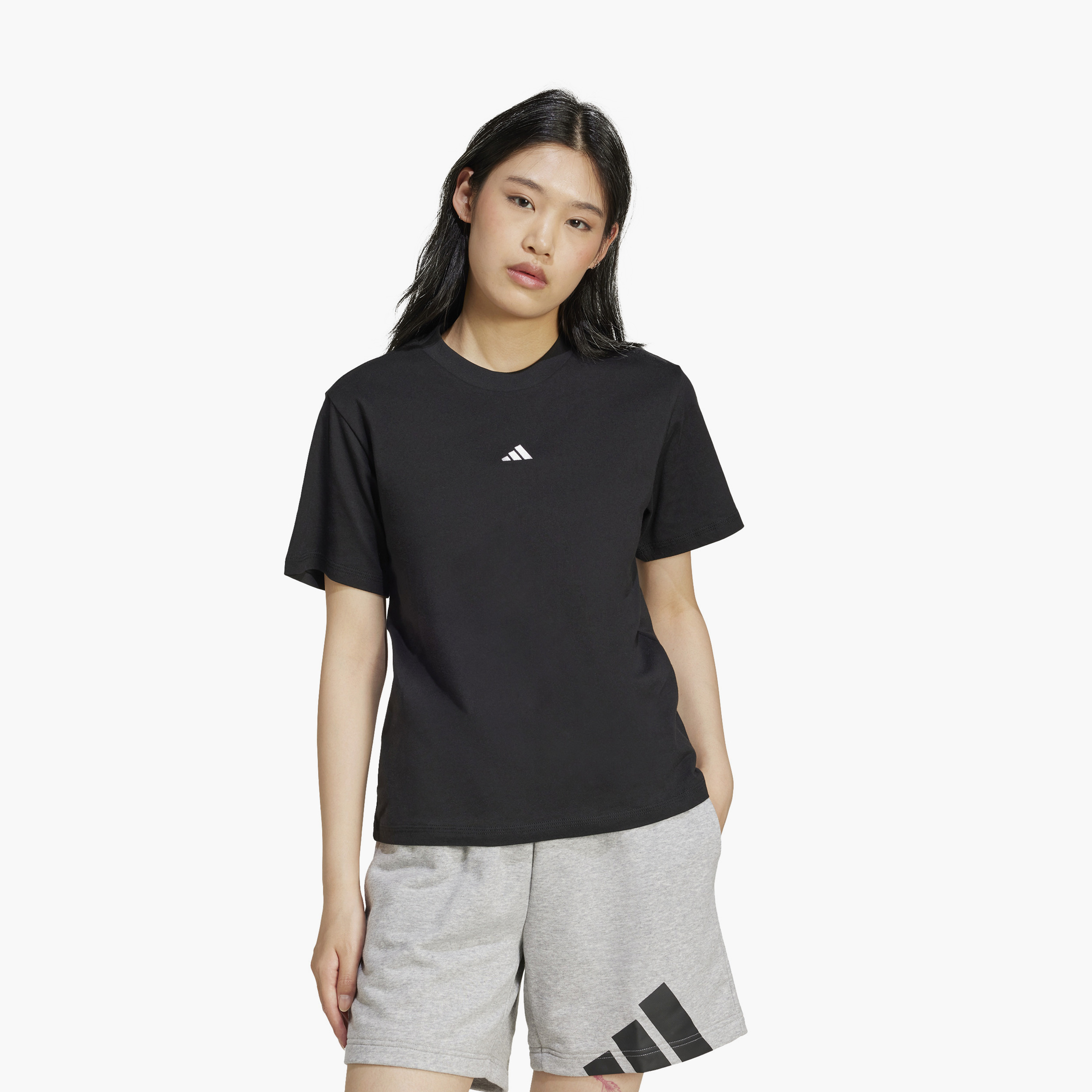 أديداس - تي شيرت رياضي أساسي - شعار صغير - للنساء-sports-women-clothing-tshirtsandvests-image-1