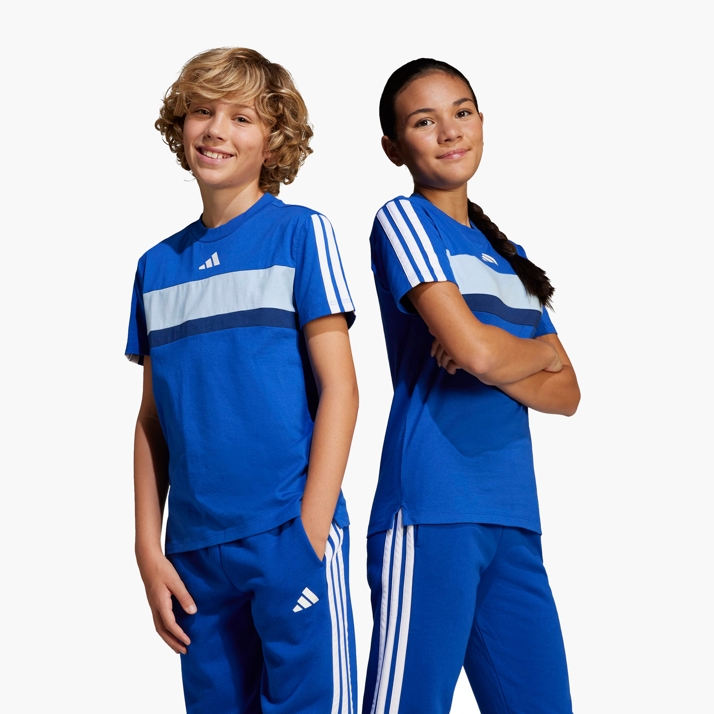 تيشيرت قطن بياقة ضيقة وأكمام قصيرة وطبعات شعار للأولاد من أديداس-boys-clothing-sportswear-tops-image-3