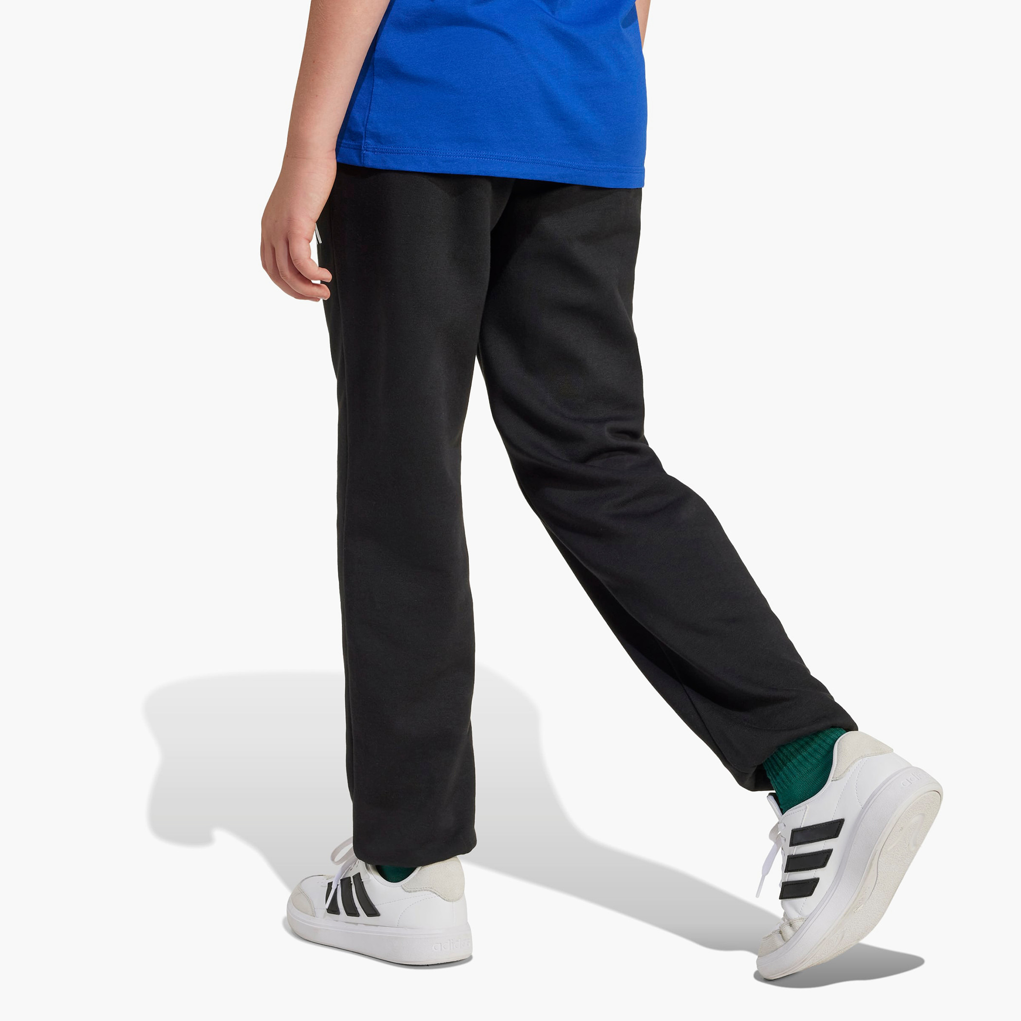بنطلون برباط على الخصر وجيوب من أديداس-boys-clothing-bottoms-joggersandtrackpants-image-3