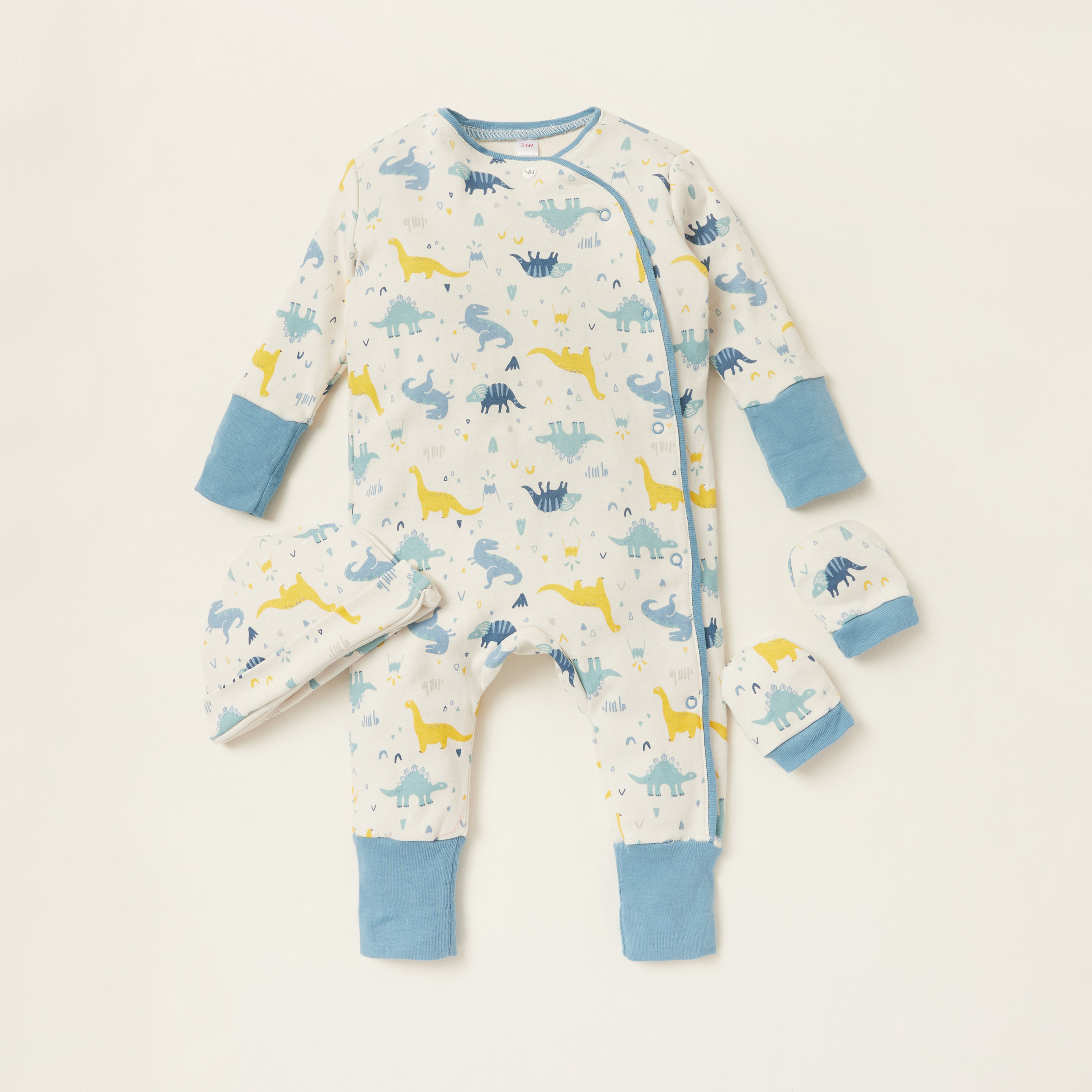 Buy Dinosaur Print 5-Piece Clothing Gift Set Online | Centrepoint Qatar